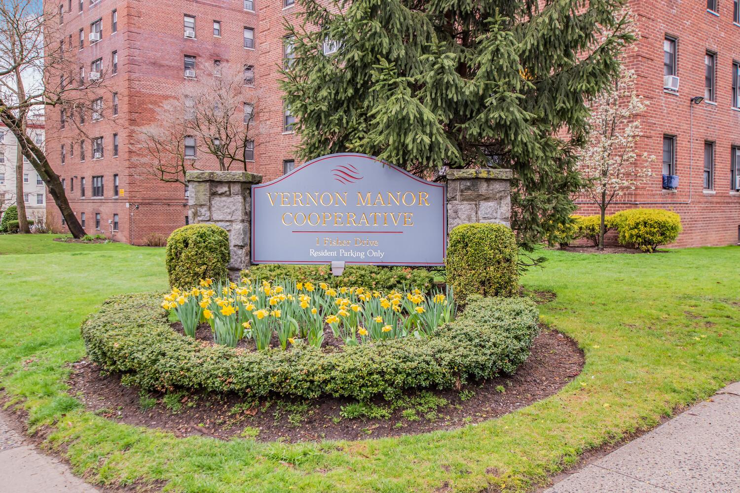 1 Fisher Drive # 321, Mount Vernon, NY 10552