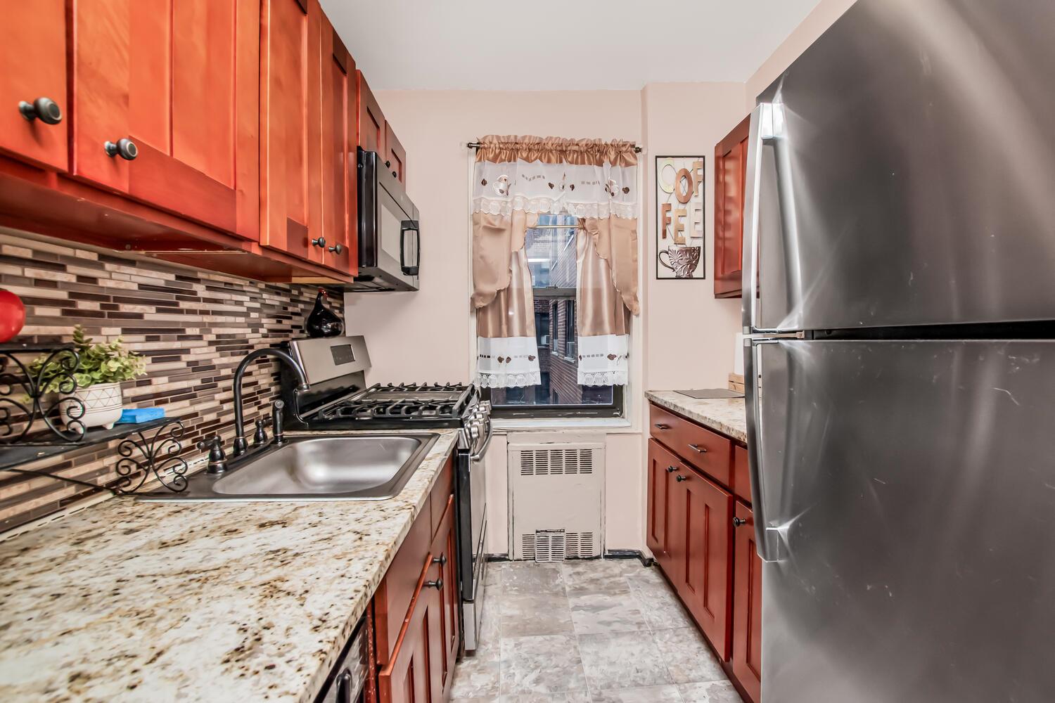 1 Fisher Drive # 321, Mount Vernon, NY 10552