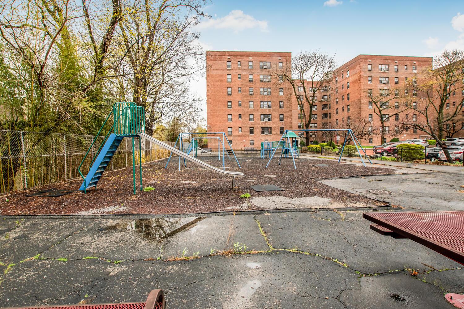 1 Fisher Drive # 321, Mount Vernon, NY 10552
