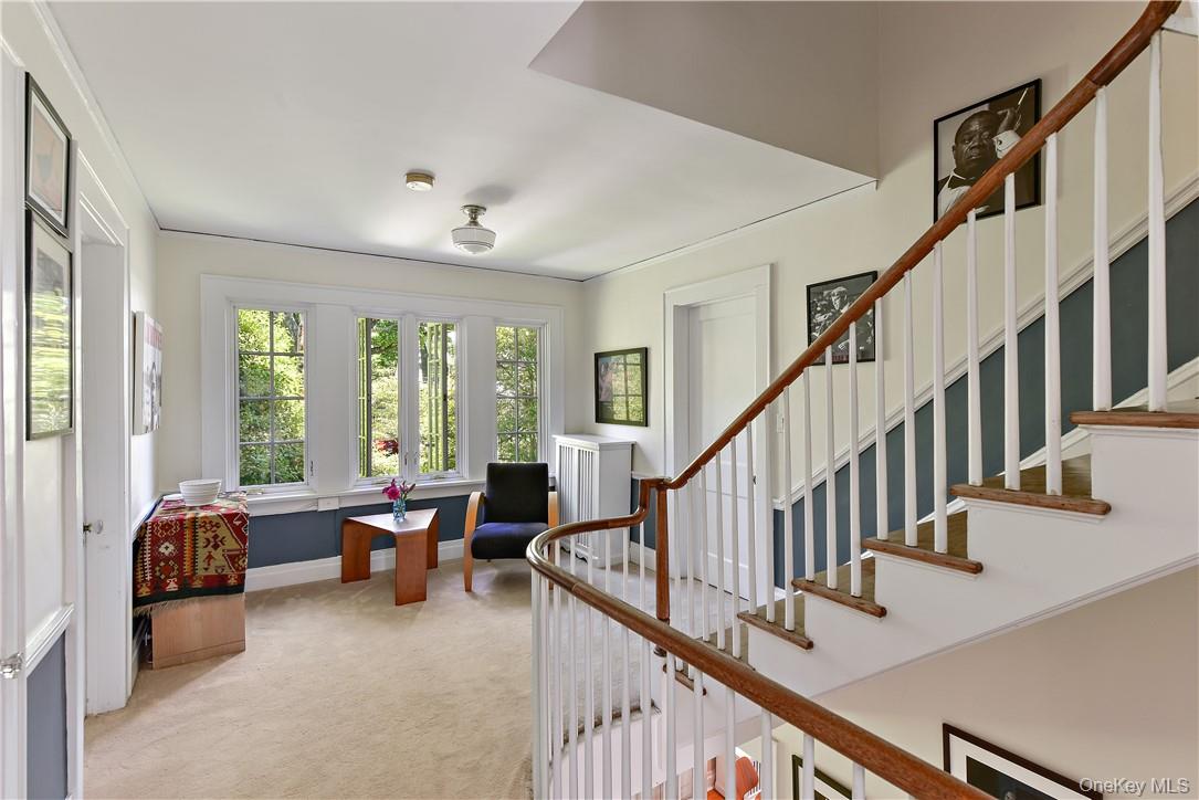 2 Oak Hill Terrace, Ossining, NY 10562