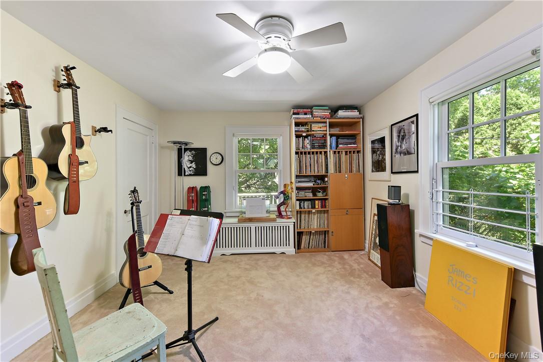 2 Oak Hill Terrace, Ossining, NY 10562