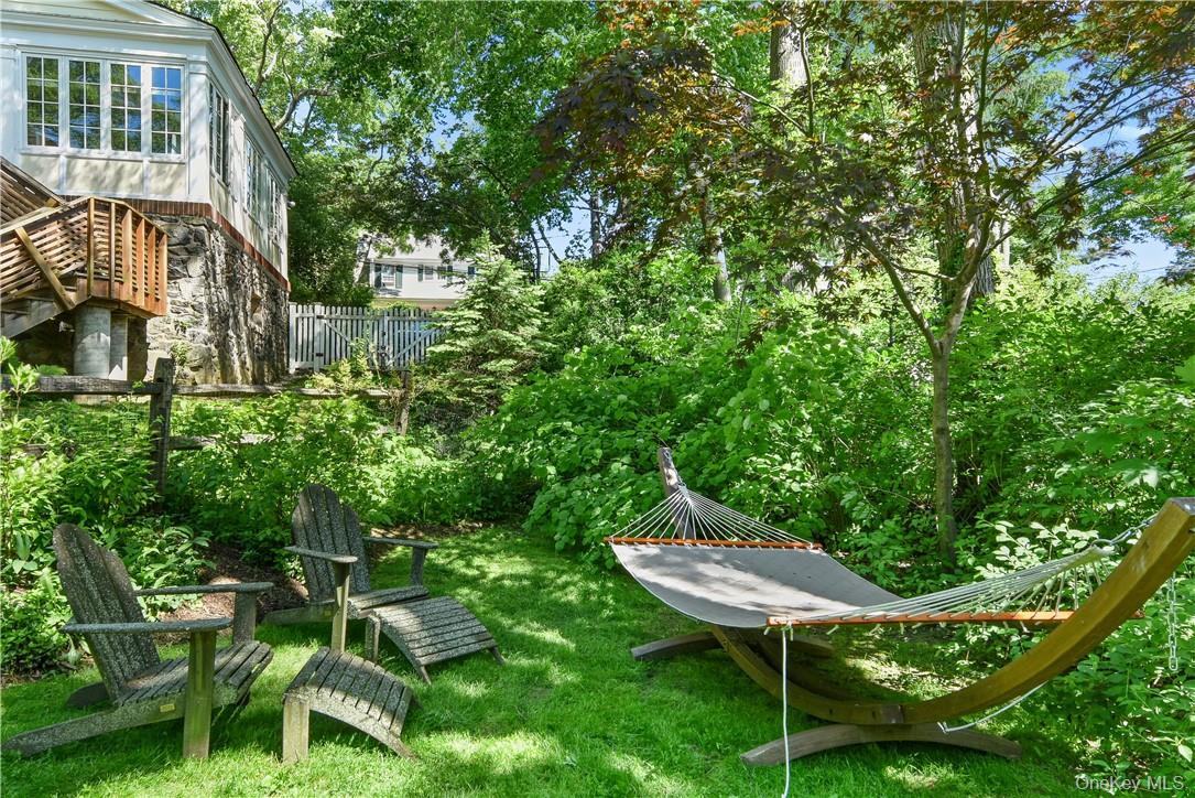 2 Oak Hill Terrace, Ossining, NY 10562