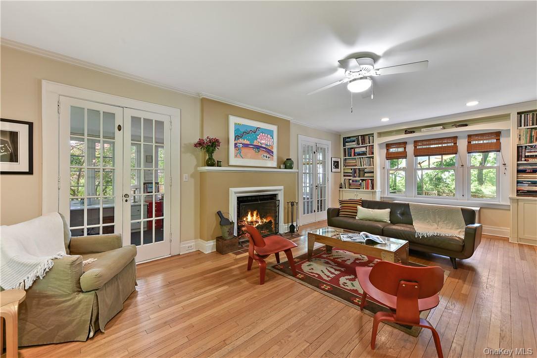 2 Oak Hill Terrace, Ossining, NY 10562