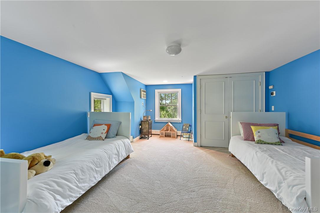 2 Oak Hill Terrace, Ossining, NY 10562