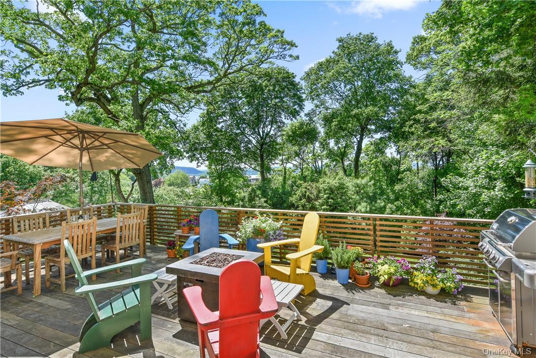 2 Oak Hill Terrace, Ossining, NY 10562