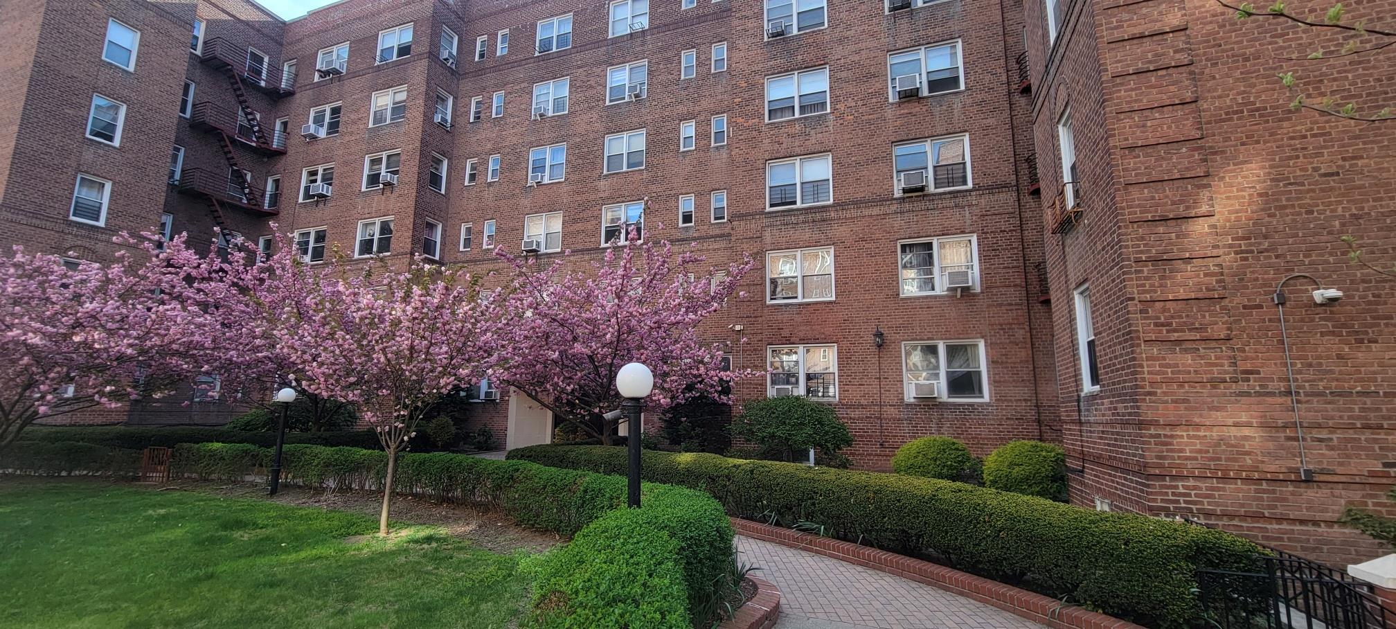 99-31 64th Avenue # D3, Rego Park, NY 11374