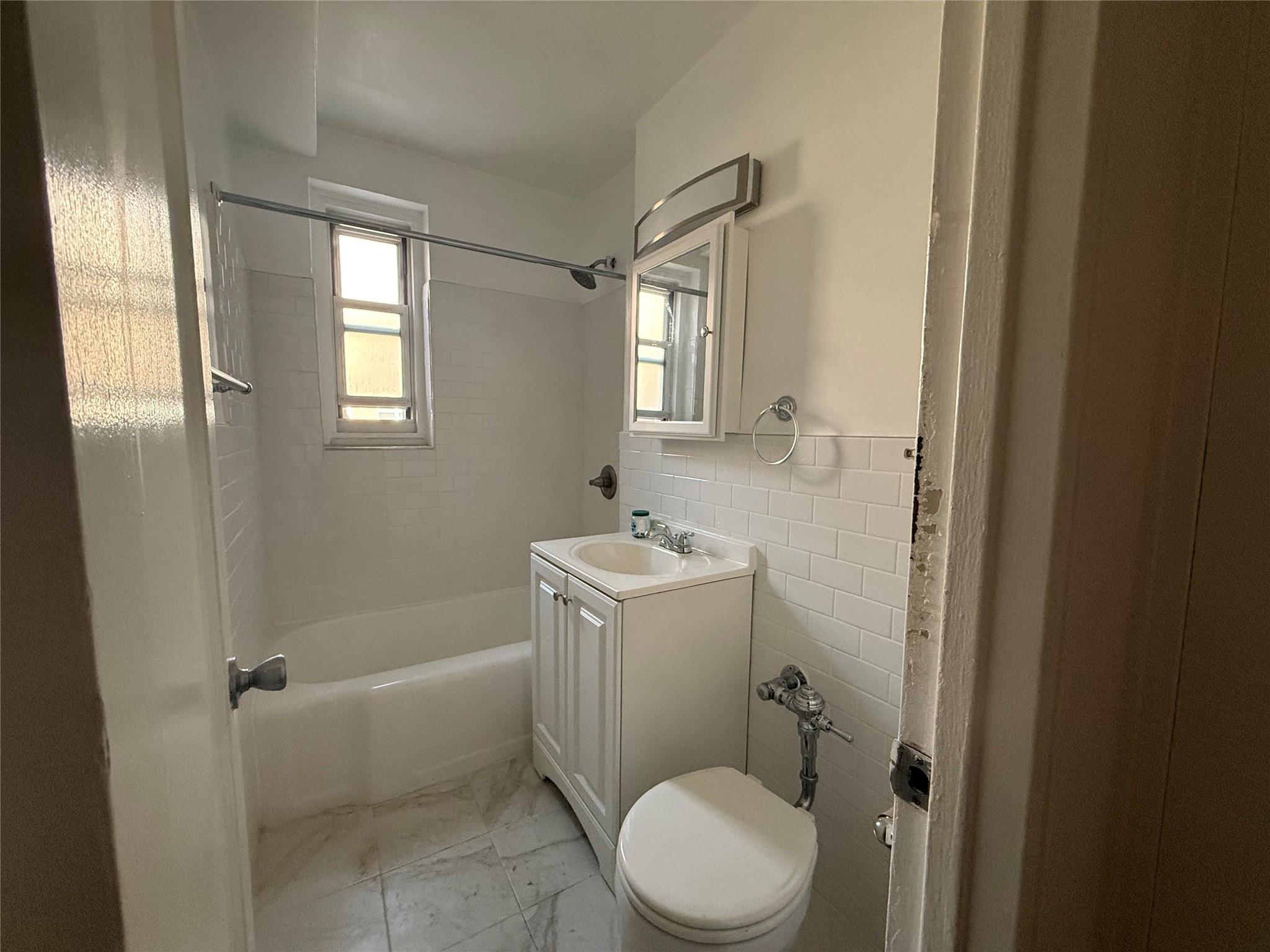 34-15 74th Street # 4H, Jackson Heights, NY 11372