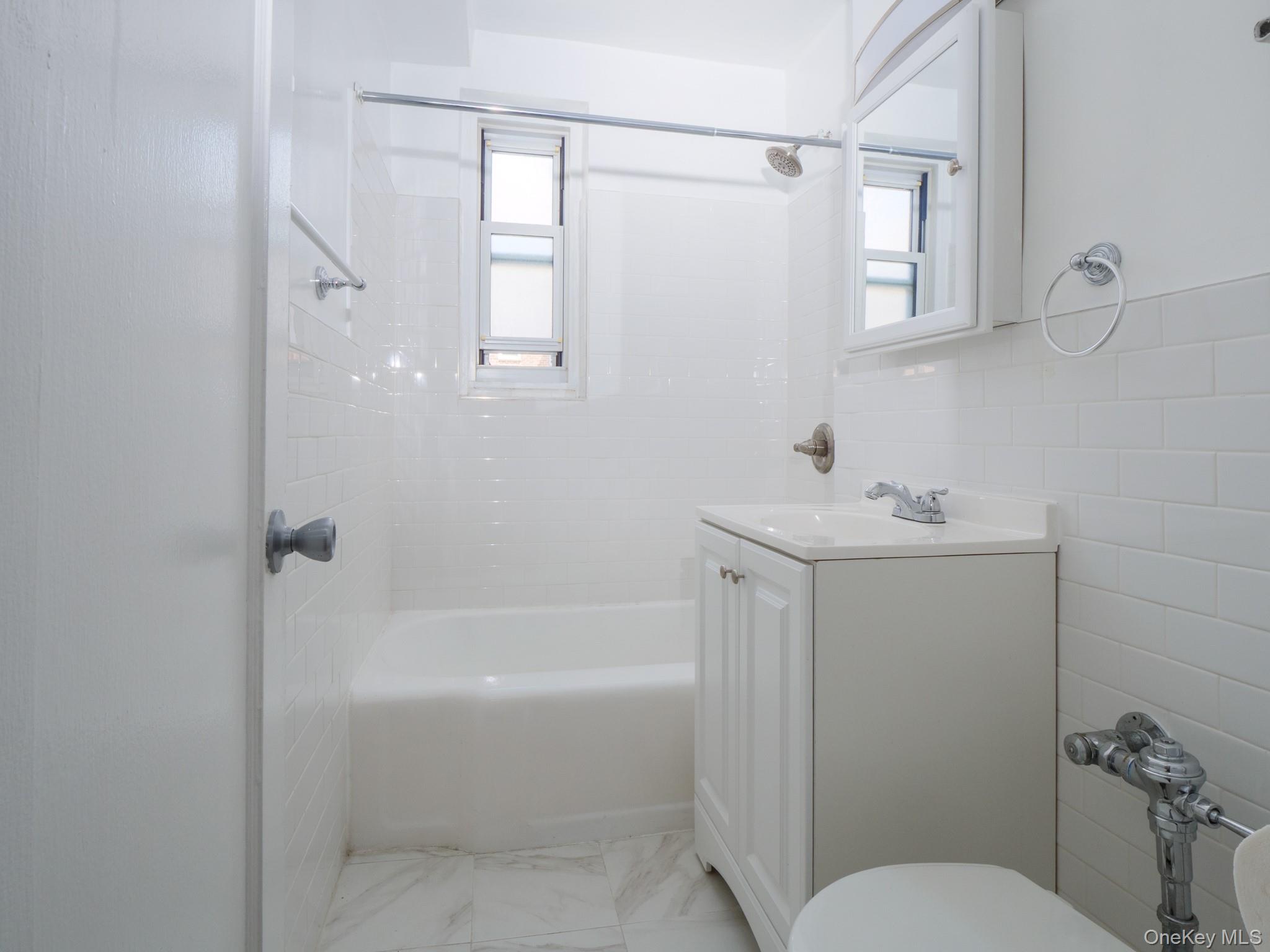 34-15 74th Street # 4H, Jackson Heights, NY 11372