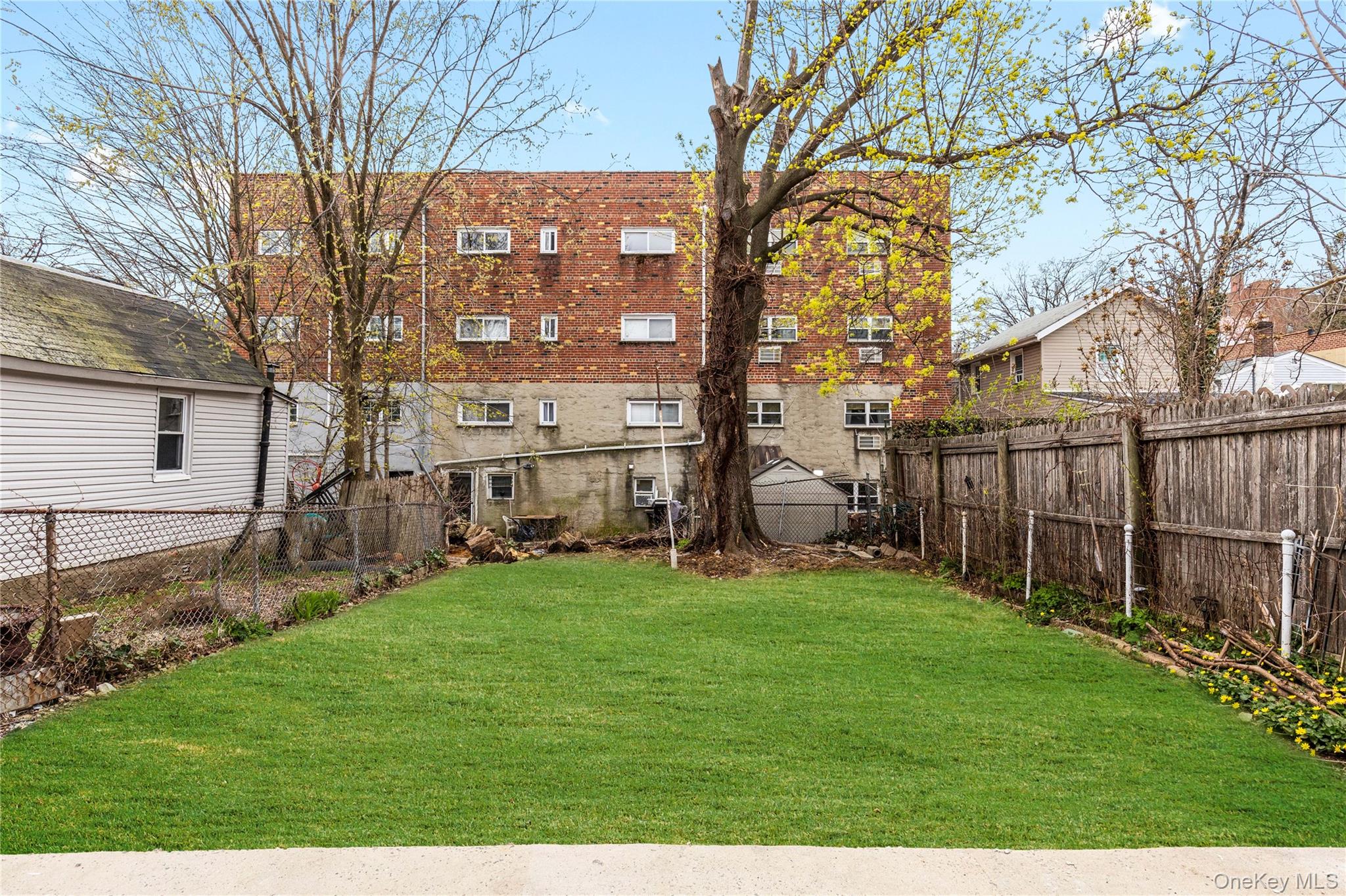 425 Quincy Avenue, Bronx, NY 10465