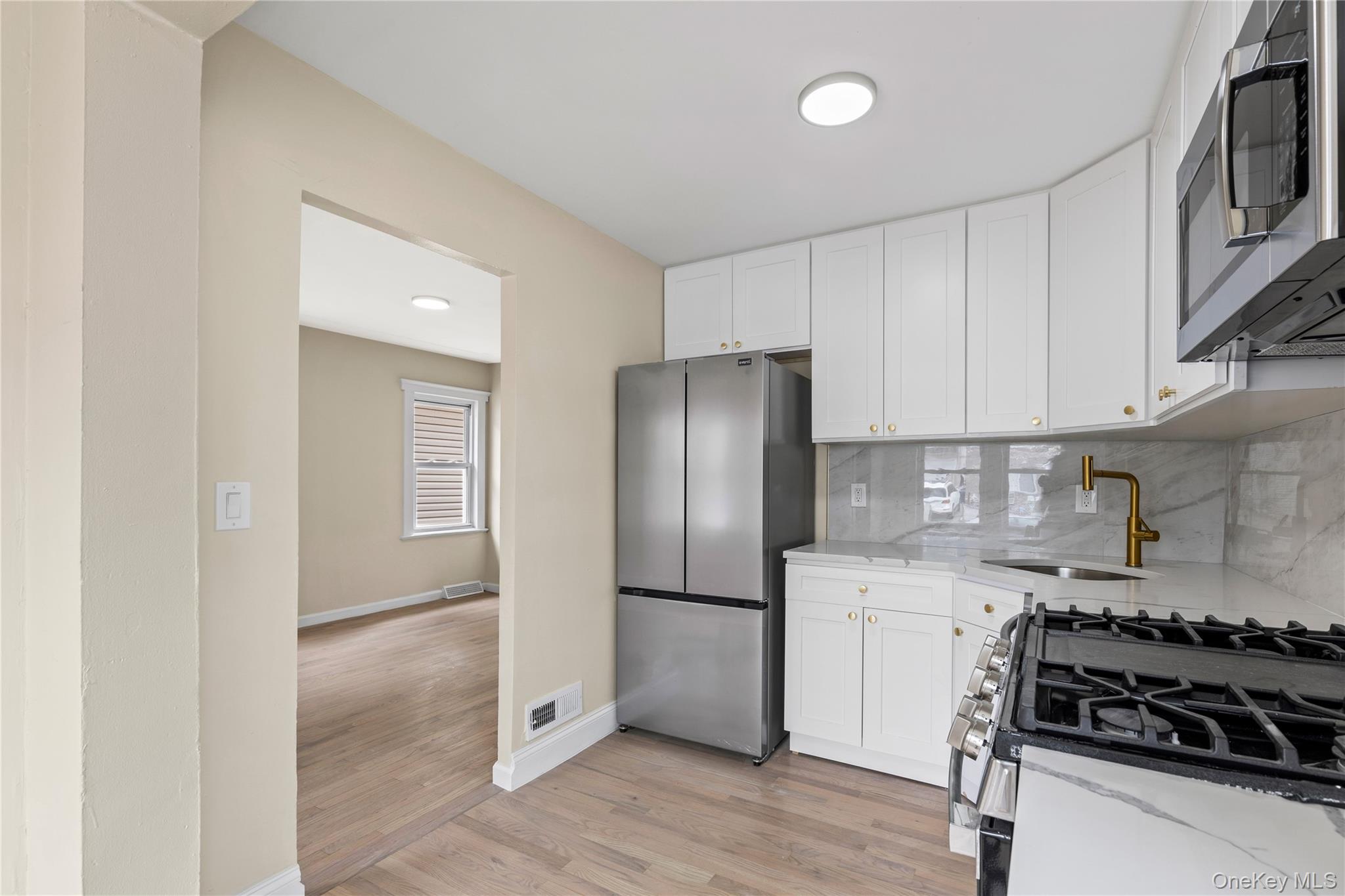 425 Quincy Avenue, Bronx, NY 10465