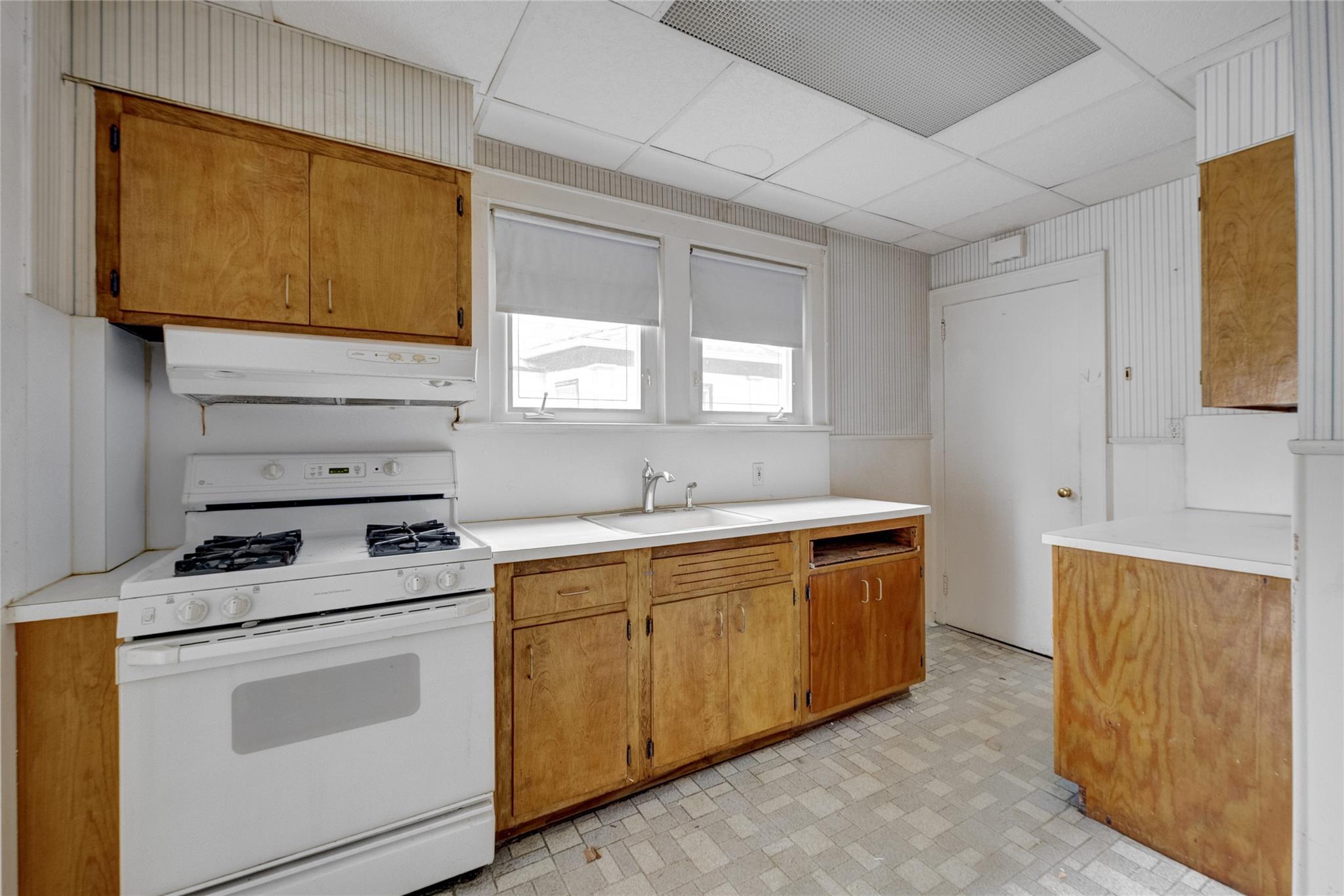 106 Sycamore Street, West Hempstead, NY 11552