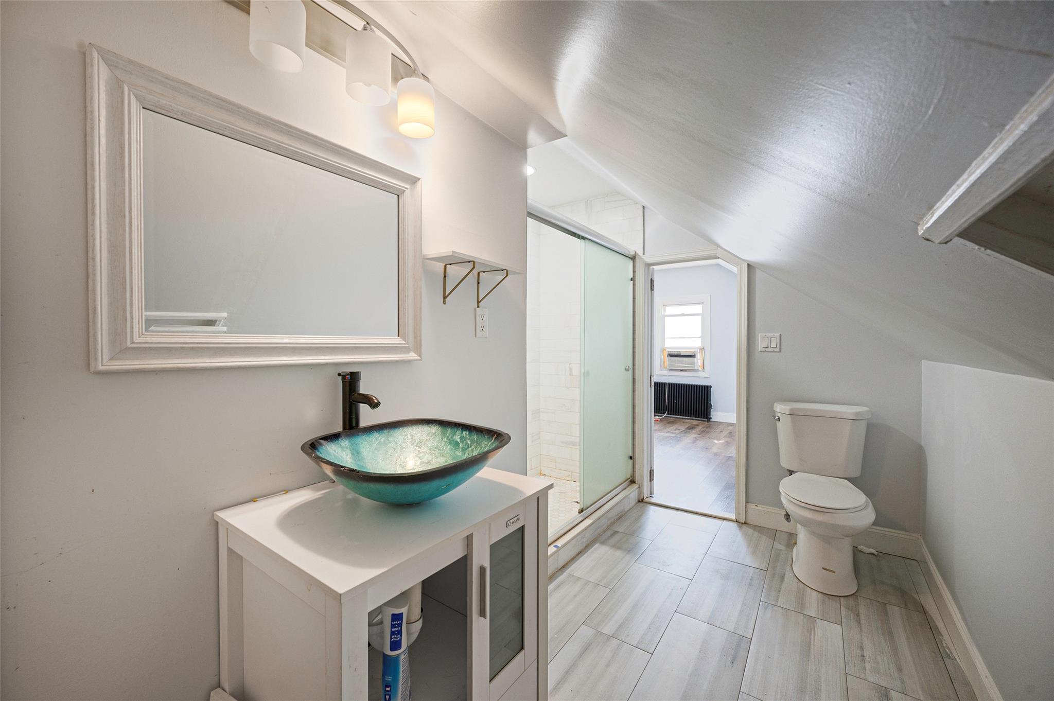 978 Fenworth Boulevard, Franklin Square, NY 11010