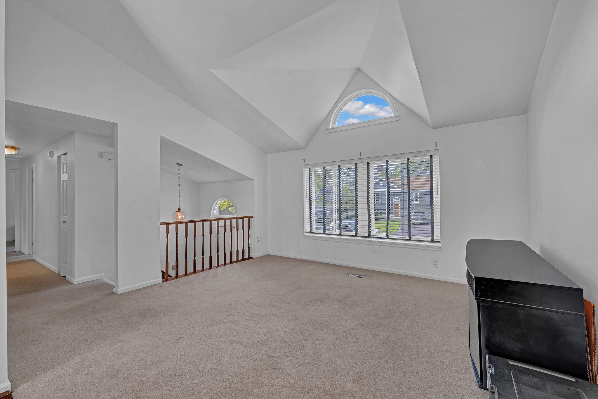 13 Iris Circle, Beacon, NY 12508