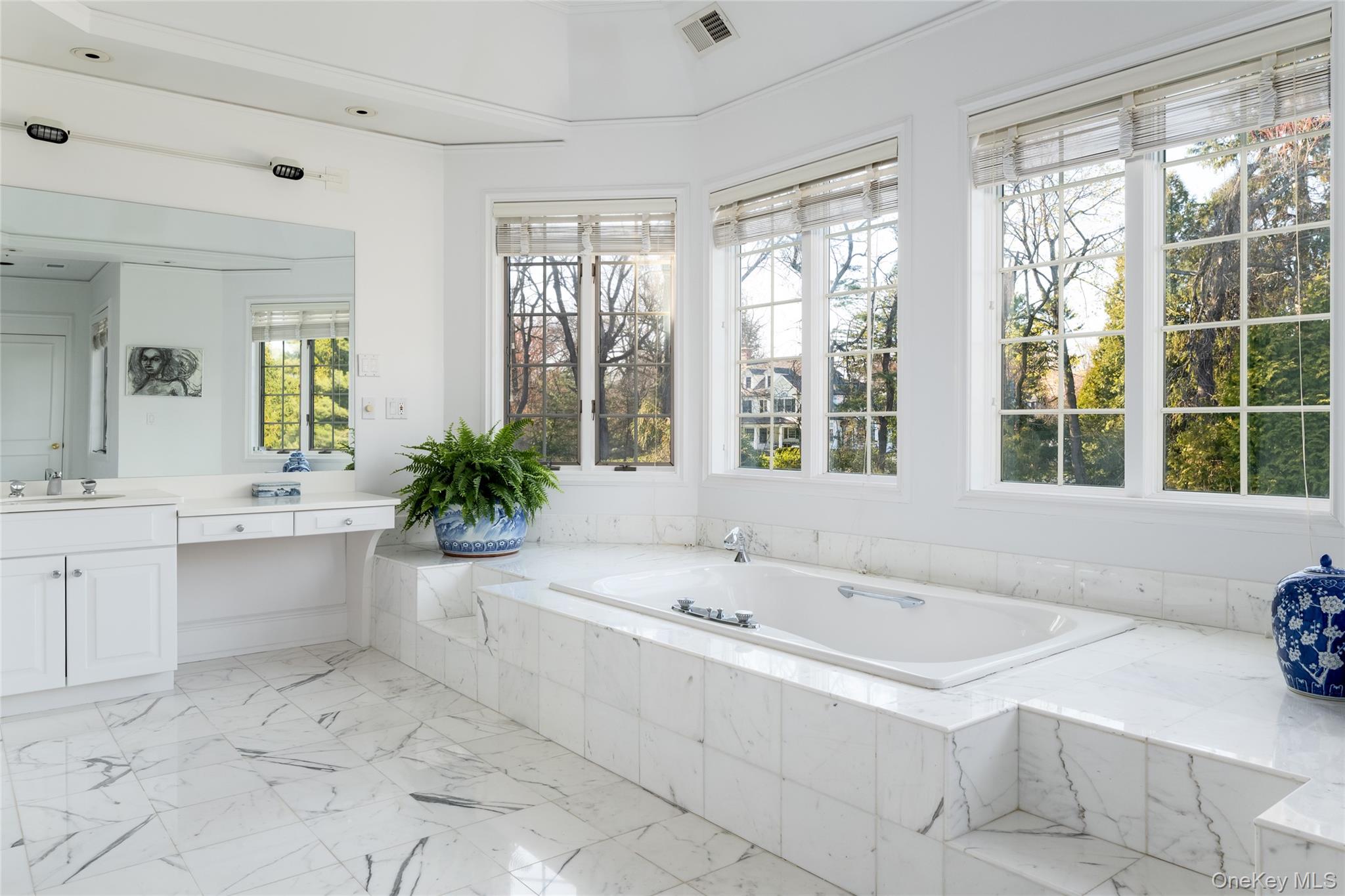 7 Coventry Court, Purchase, NY 10577