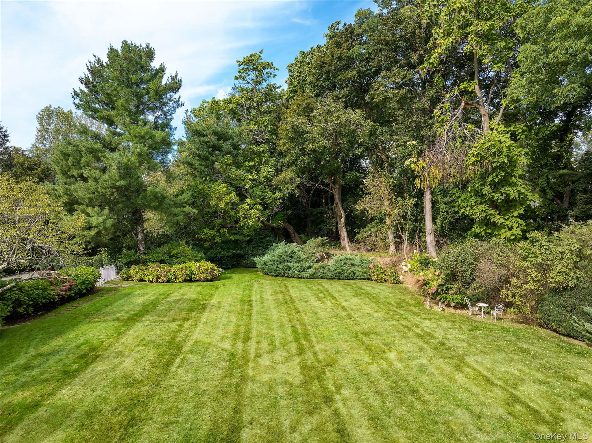 7 Coventry Court, Purchase, NY 10577