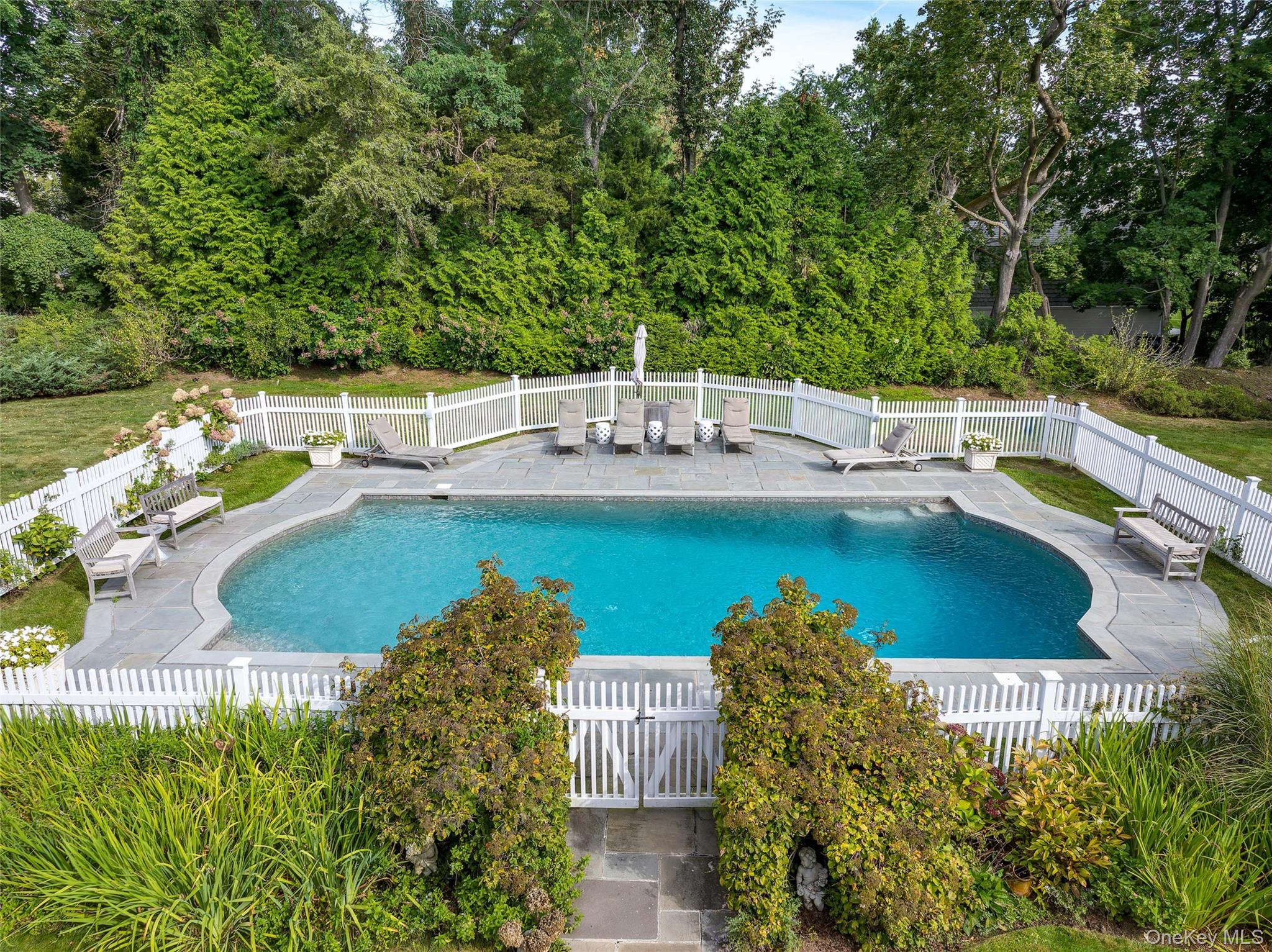 7 Coventry Court, Purchase, NY 10577