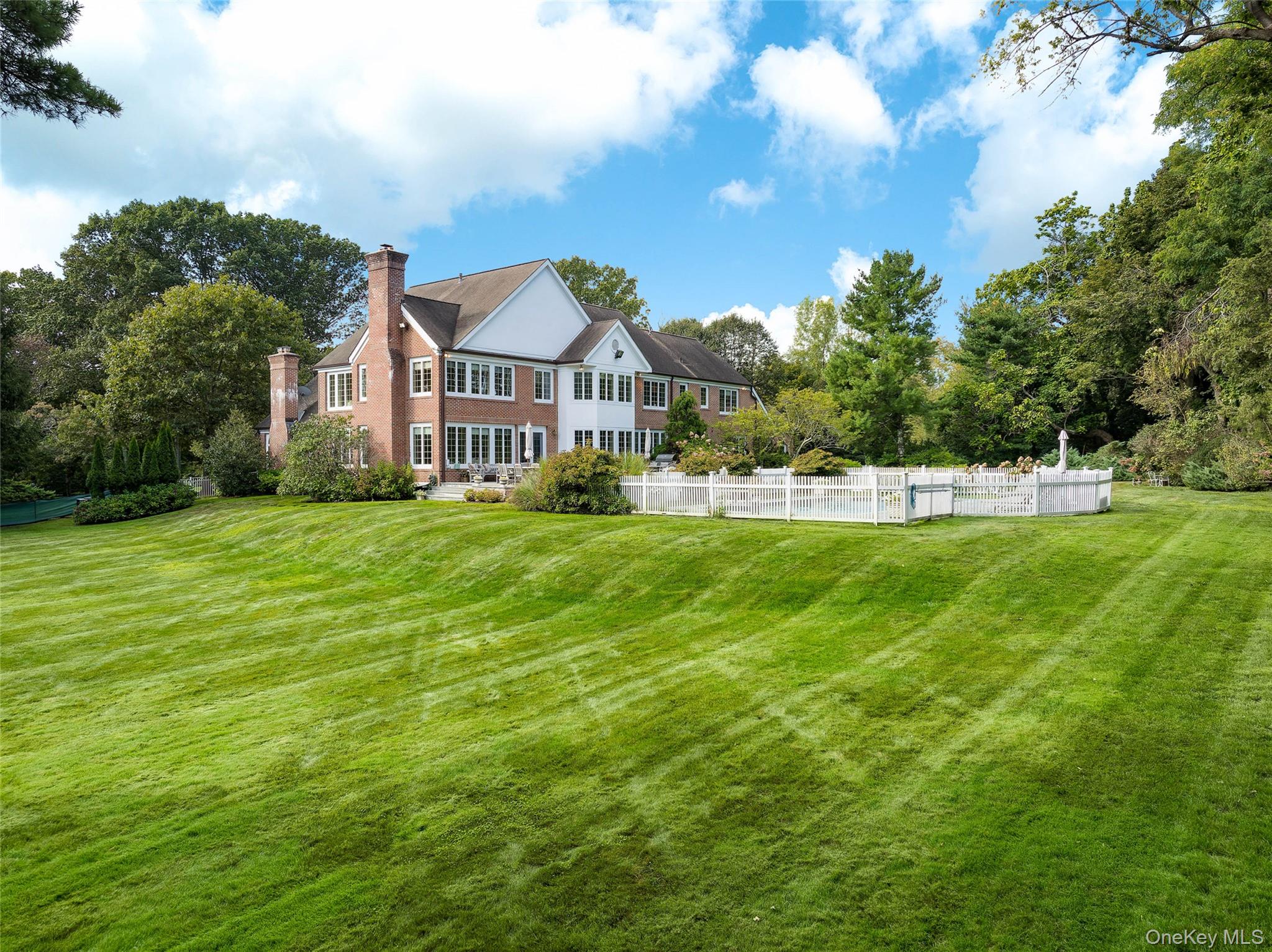 7 Coventry Court, Purchase, NY 10577