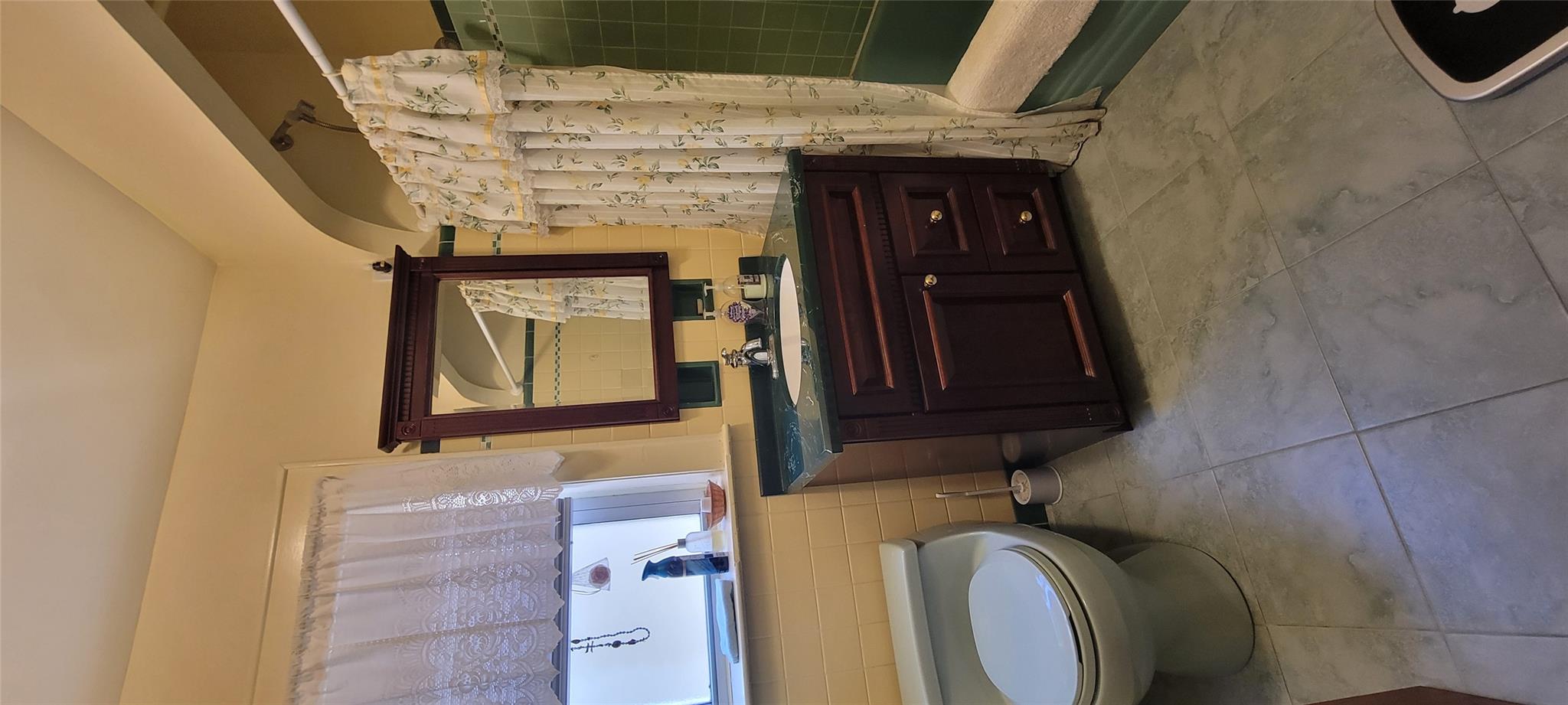 9501 165th Avenue, Howard Beach, NY 11414