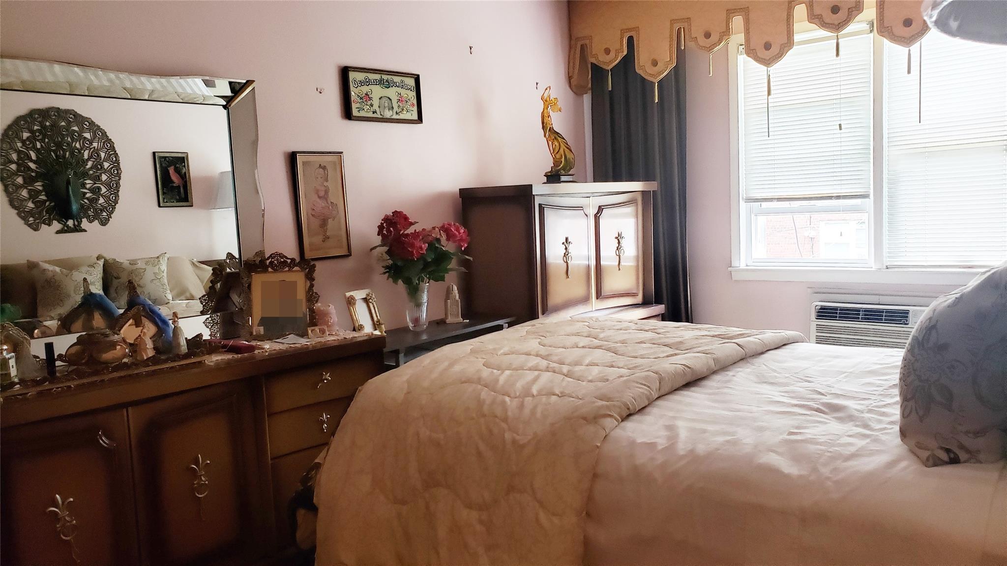 144-26 26 Avenue, Flushing, NY 11354