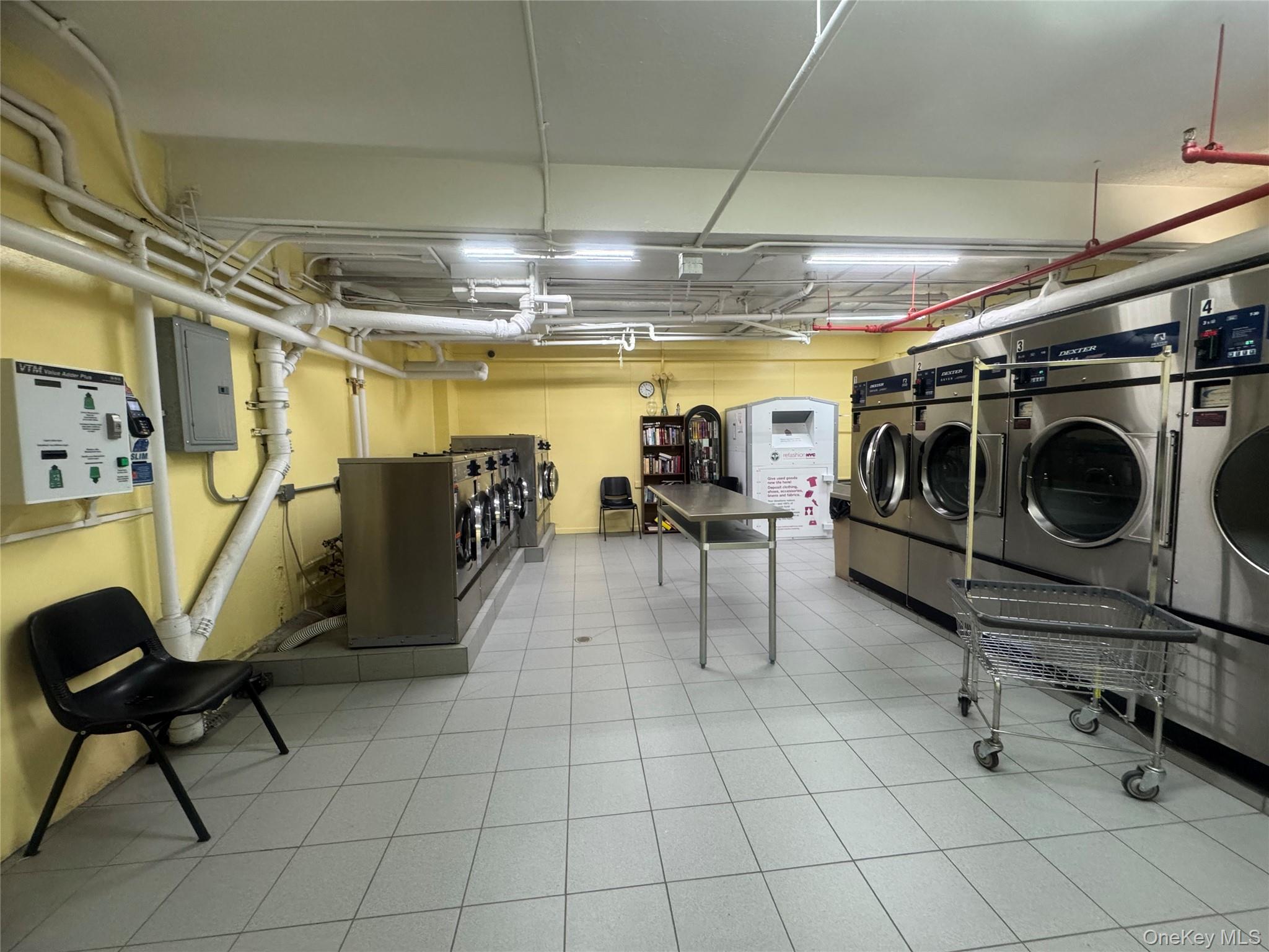 99-21 67th Rd # 7K, Forest Hills, NY 11375