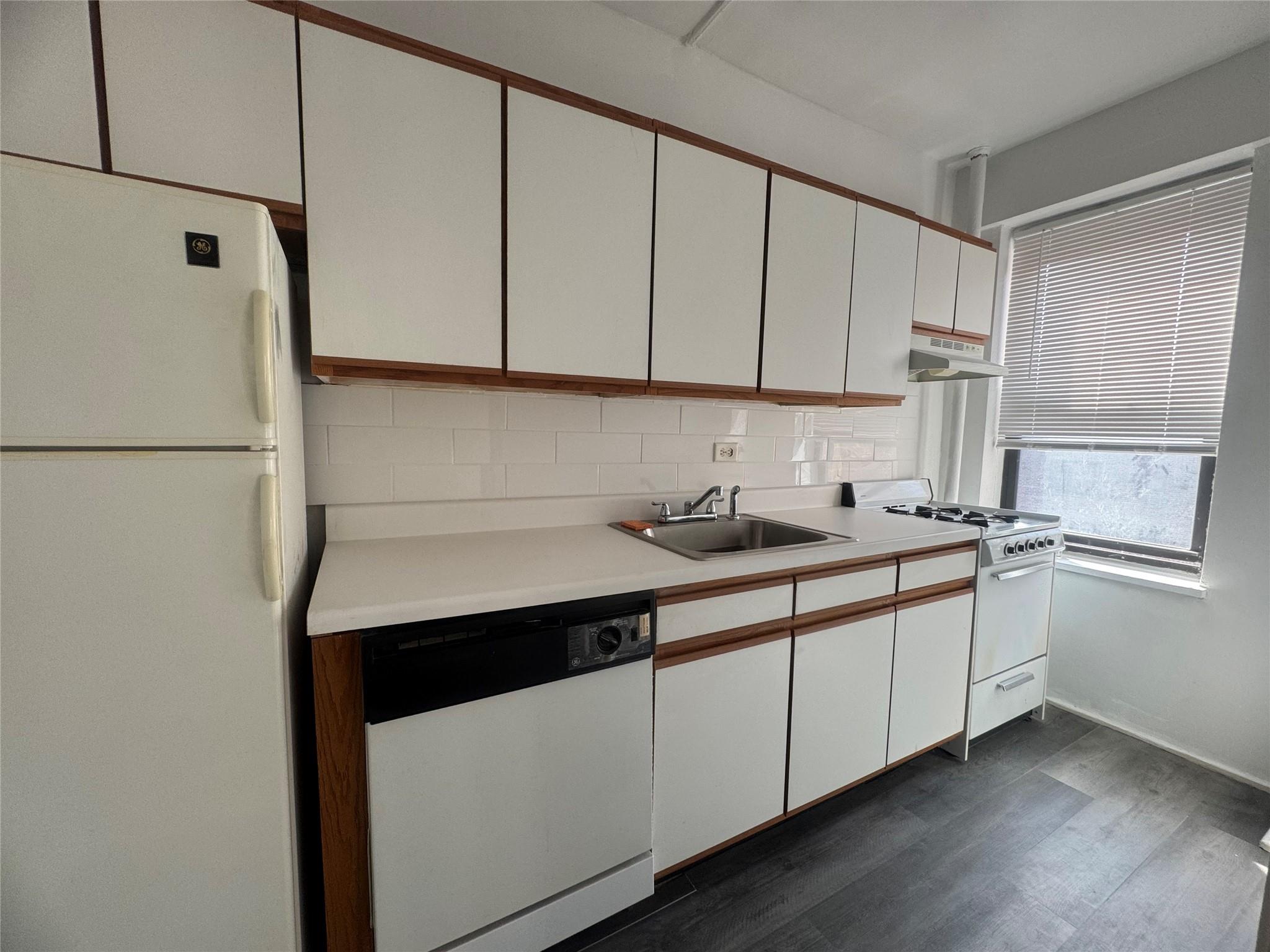 99-21 67th Rd # 7K, Forest Hills, NY 11375