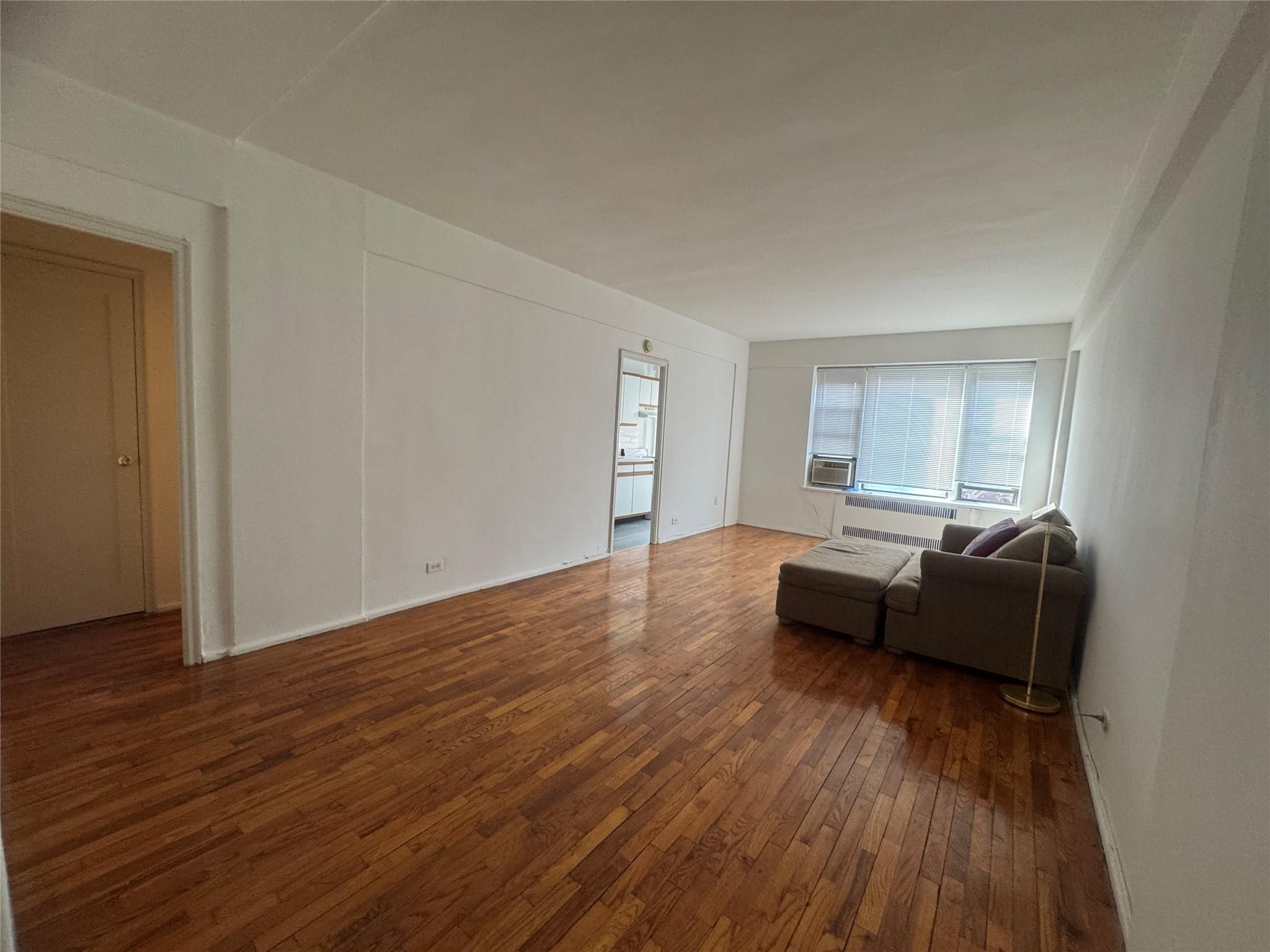 99-21 67th Rd # 7K, Forest Hills, NY 11375