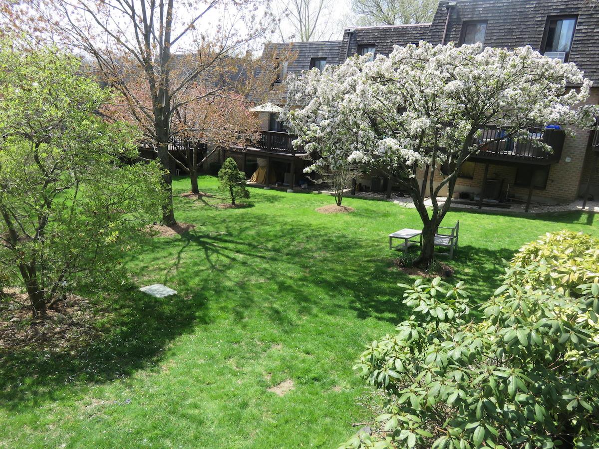 26 The Hamlet, Pelham, NY 10803