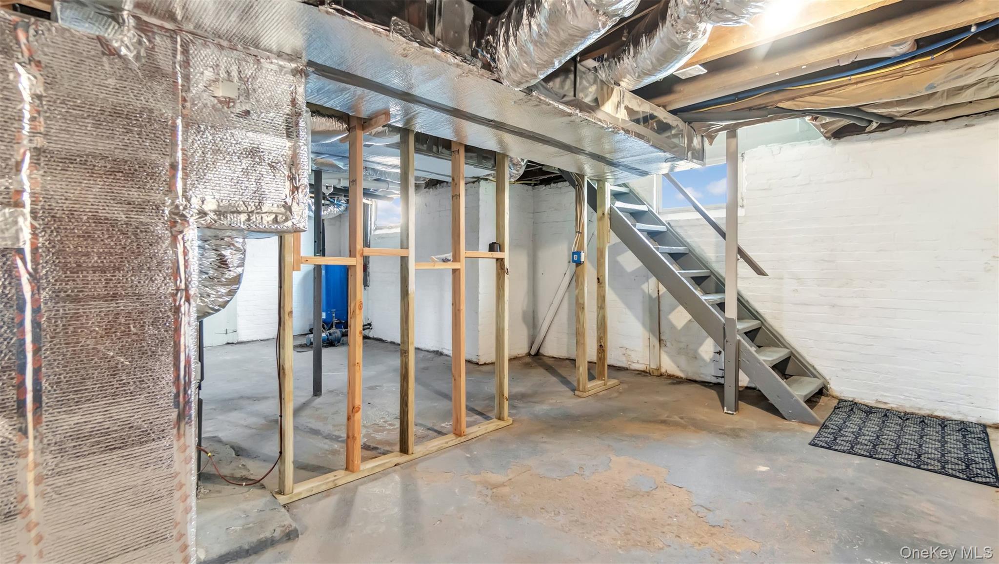 235 Cemetery Road, East Marion, NY 11939