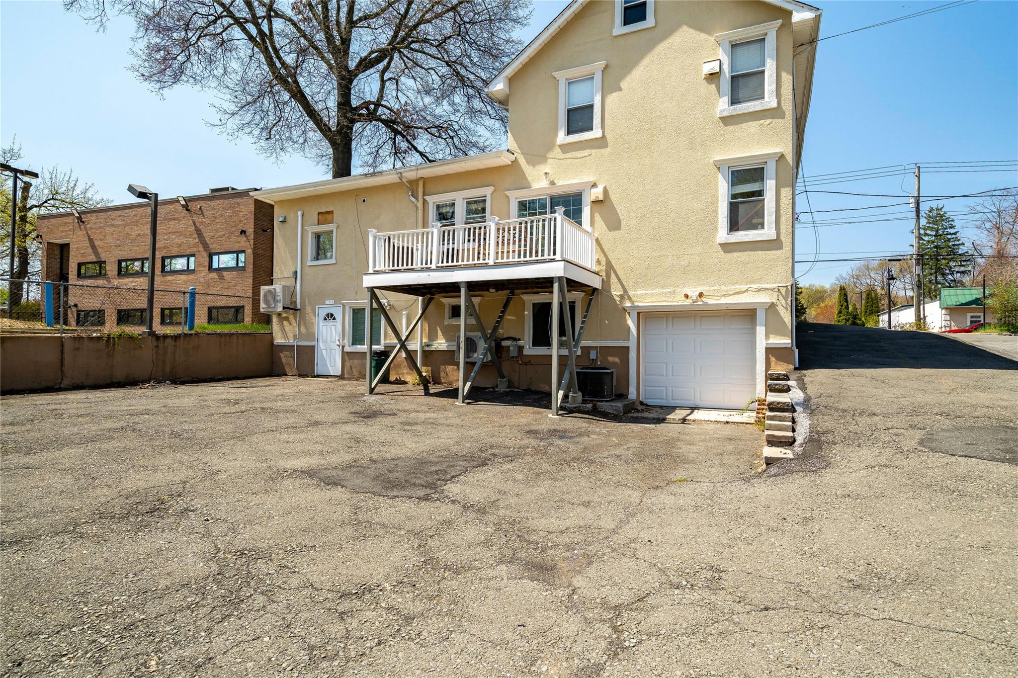 100 S Main Street S, New City, NY 10956