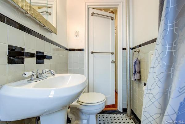 63-61 99th Street # A4, Rego Park, NY 11374