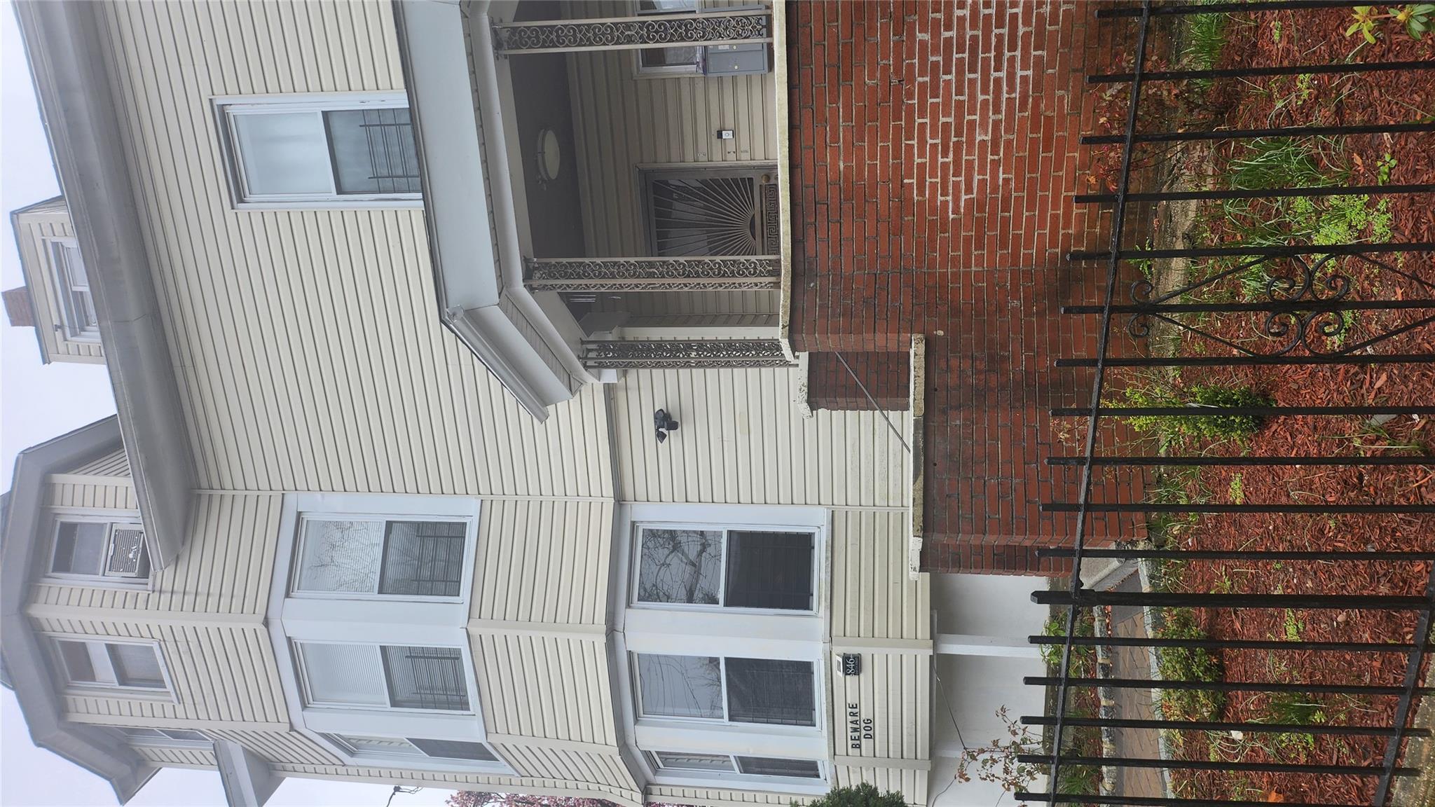 846 215th. Street E, Bronx, NY 10467