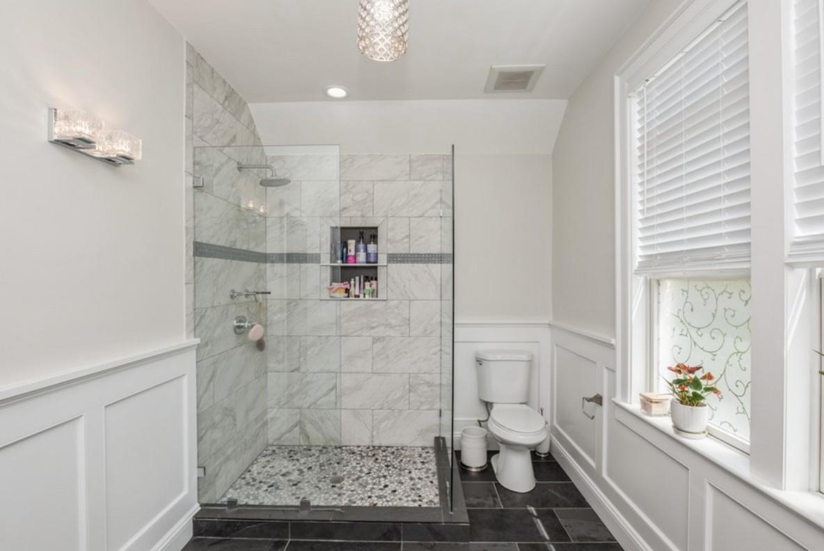 8 Hilltop Drive, Bayville, NY 11709