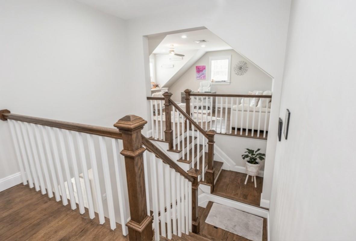 8 Hilltop Drive, Bayville, NY 11709