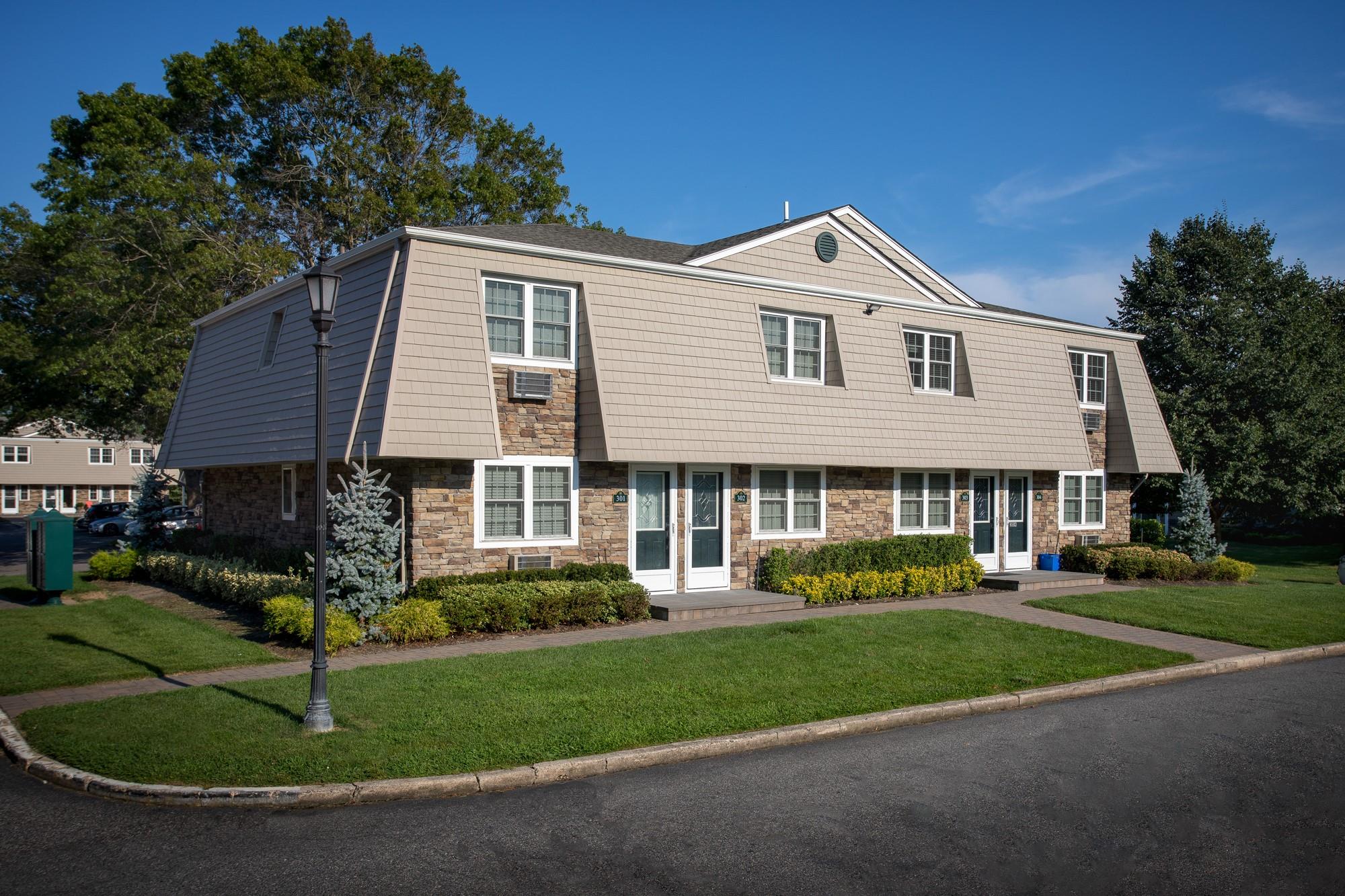 206 Terrace Road # T04206, Bayport, NY 11705