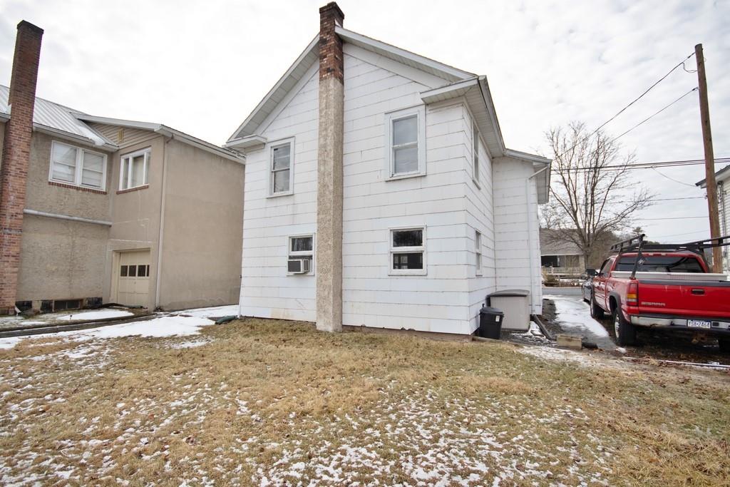 114 Richardson Avenue, Shohola, PA 18458