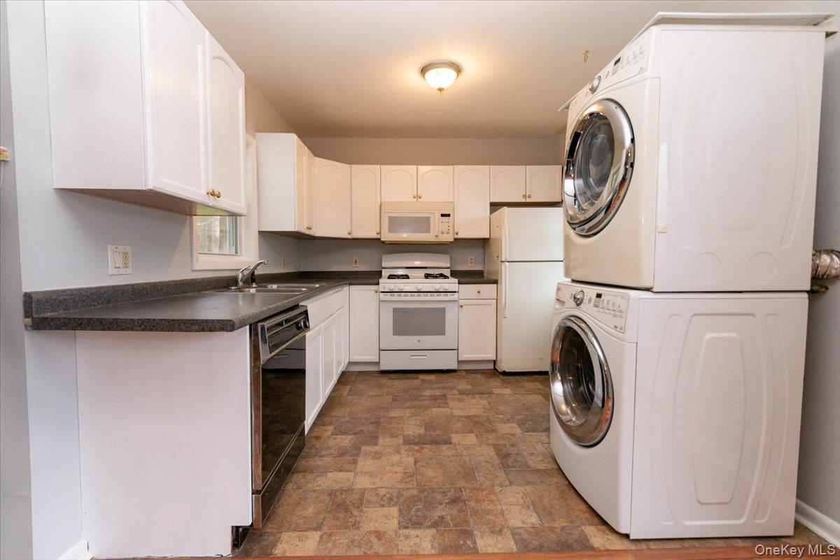 700 Sackett Lake Road, Monticello, NY 12701