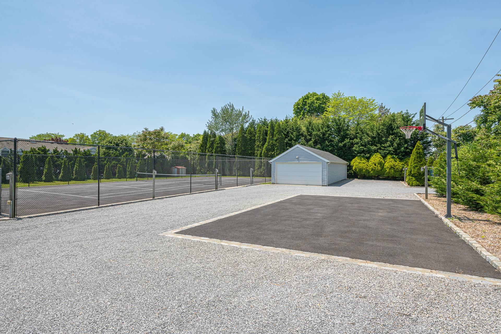 80 Hubbard Lane, Southampton, NY 11968