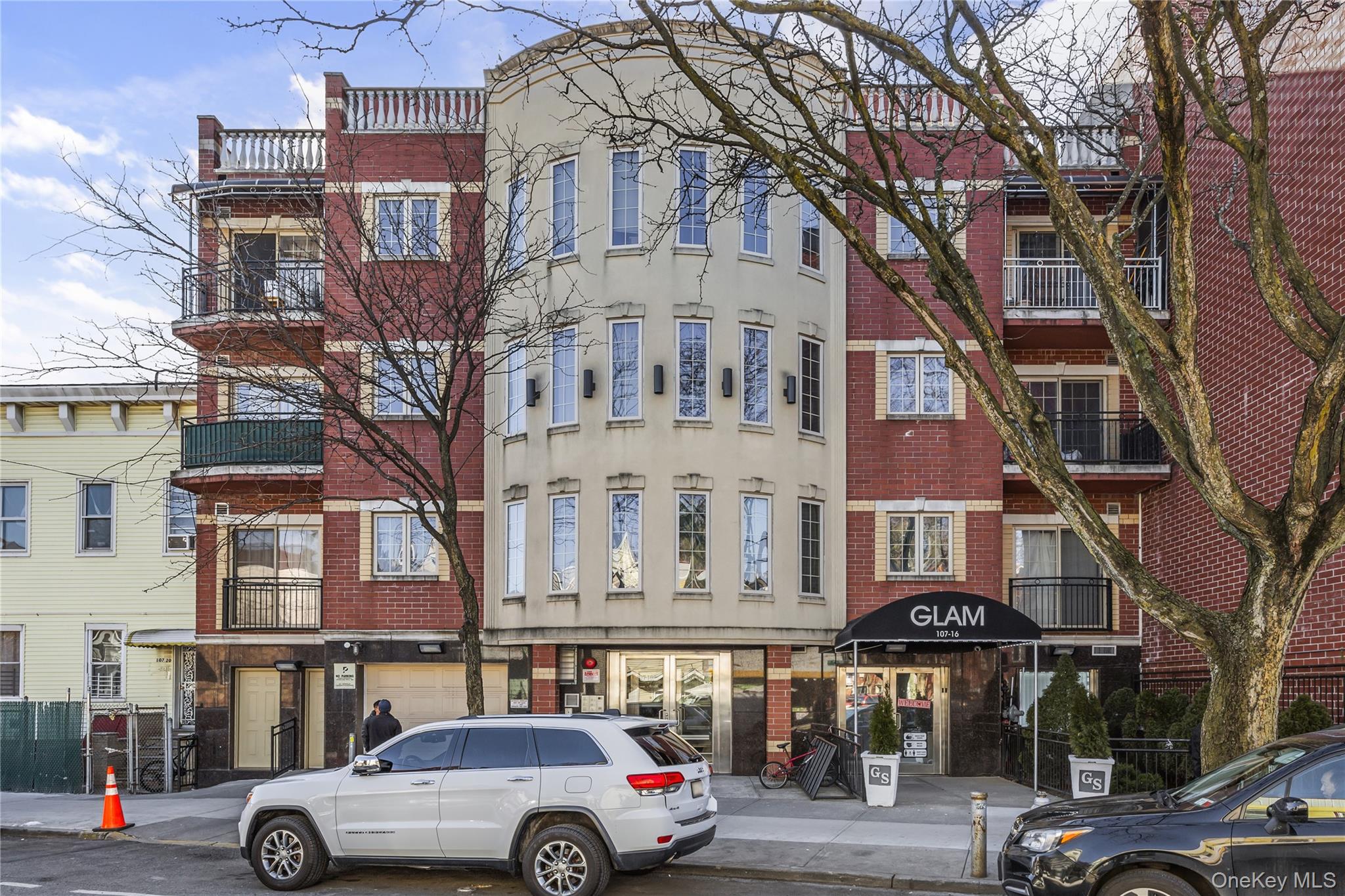 107-16 37TH AVE # 4A Plus Parking, Corona, NY 11368