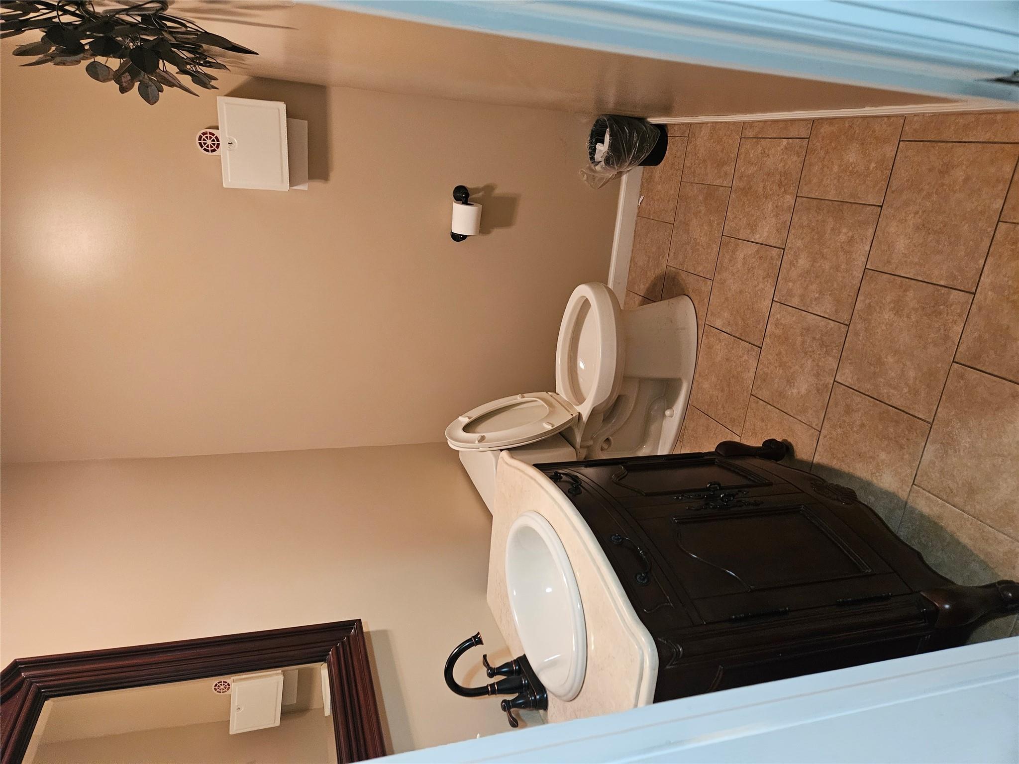 12-38 Cross Bay Boulevard, Broad Channel, NY 11693