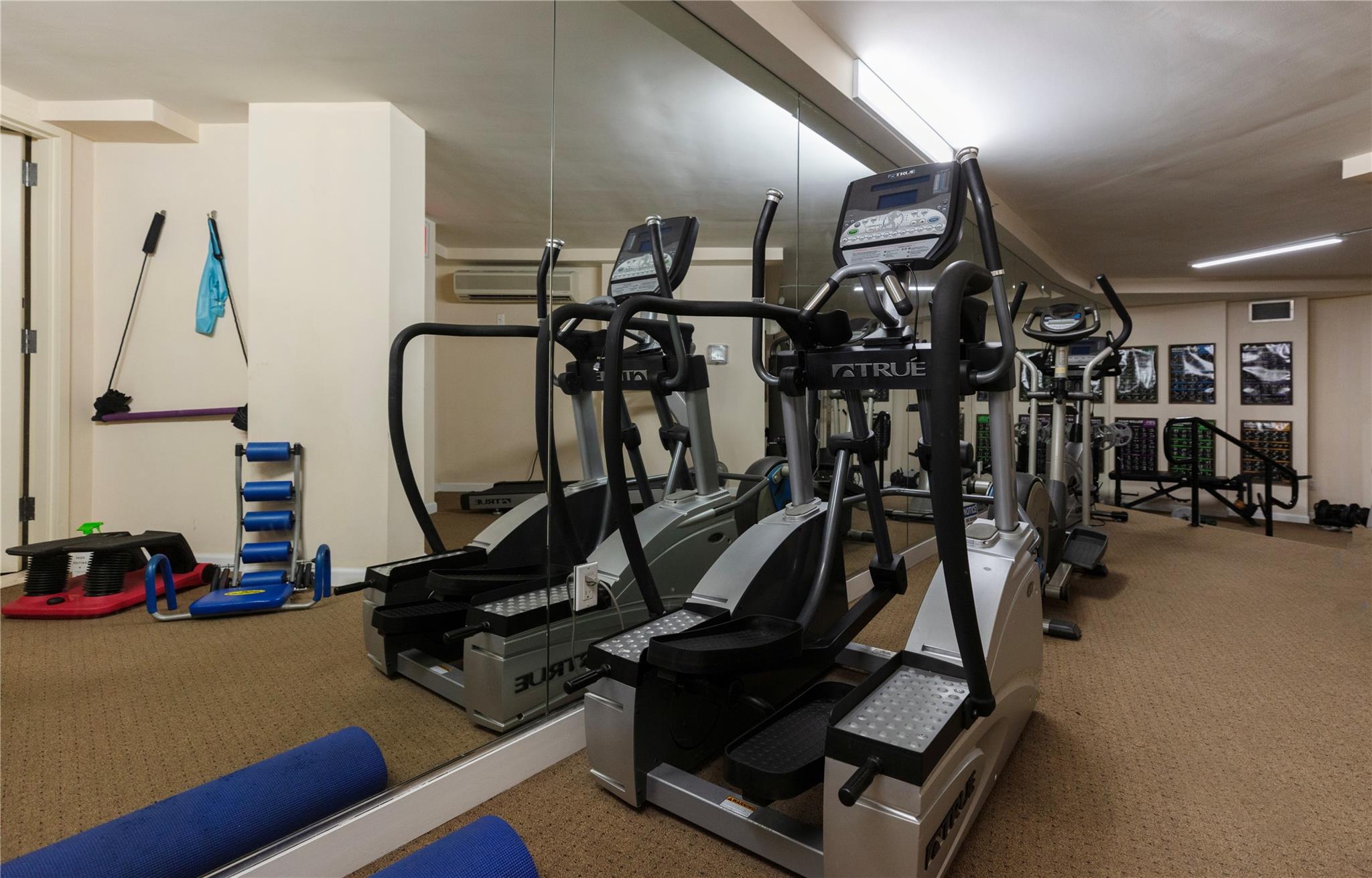 116-11 Curzon Road # 1B, Kew Gardens, NY 11418