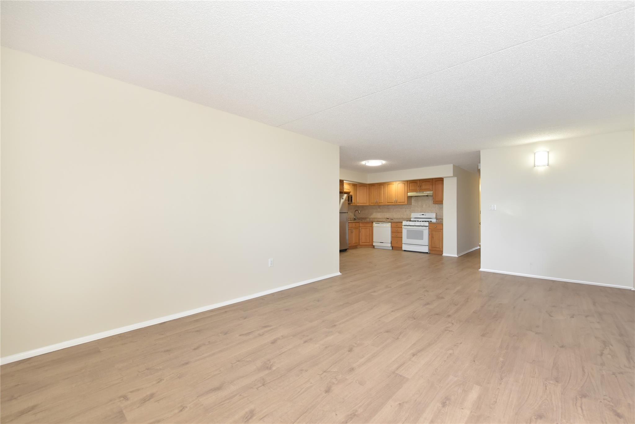 25-56 120th Street # 2C, Flushing, NY 11354