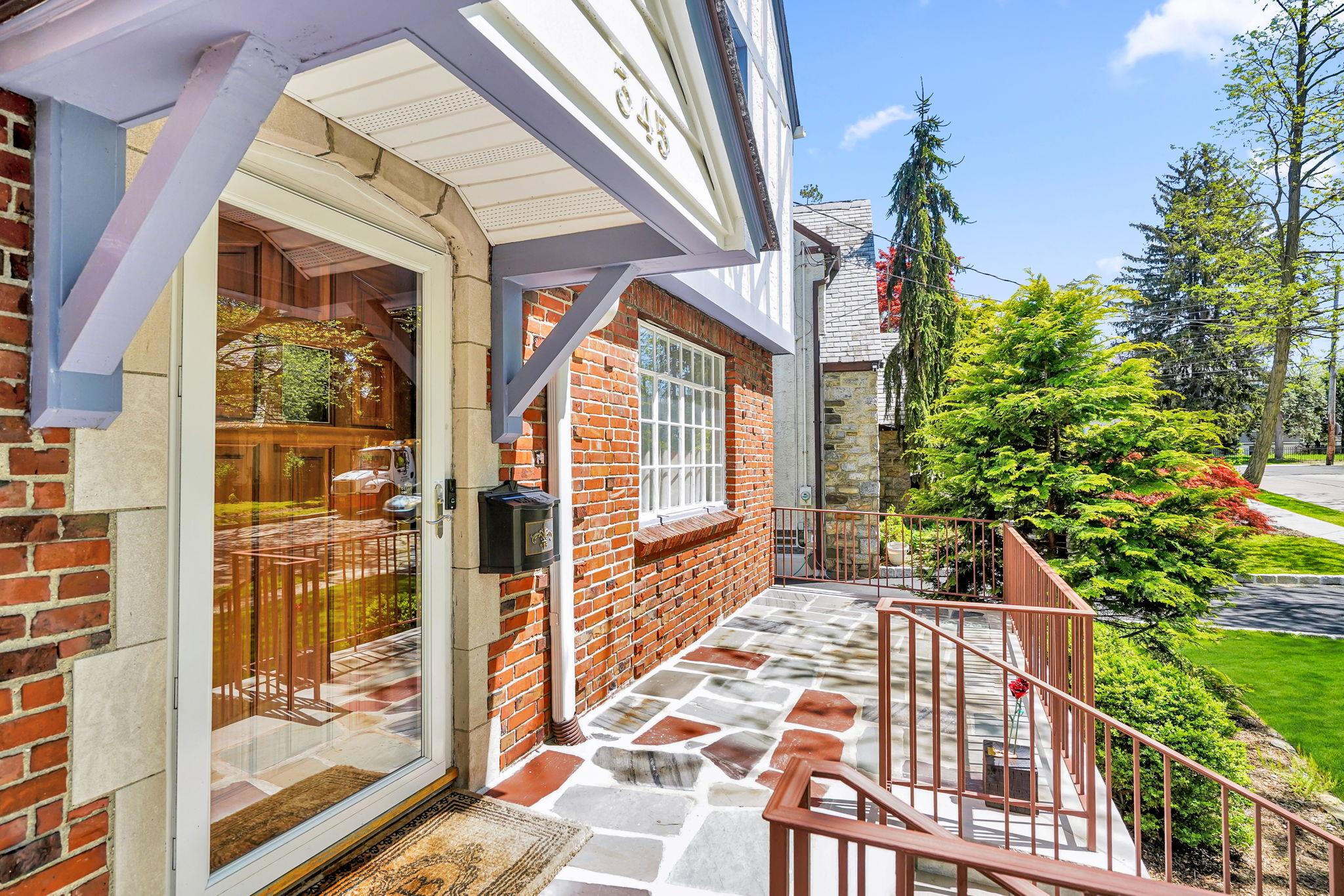 345 E Grand Street, Mount Vernon, NY 10552