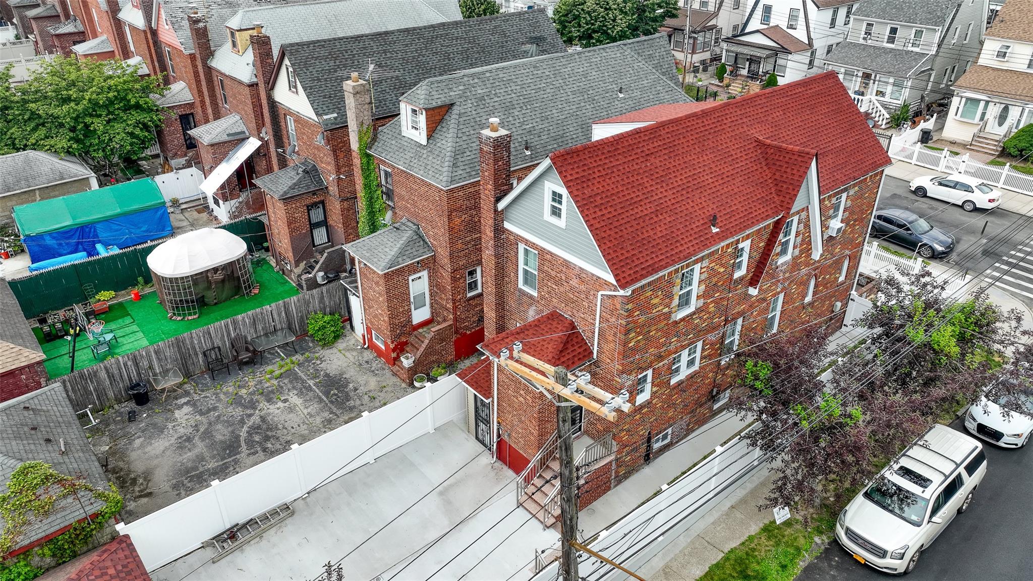 191-68 115th Road, Saint Albans, NY 11412