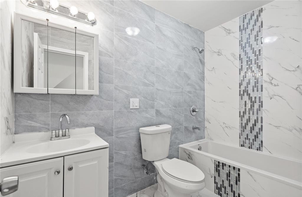 191-68 115th Road, Saint Albans, NY 11412