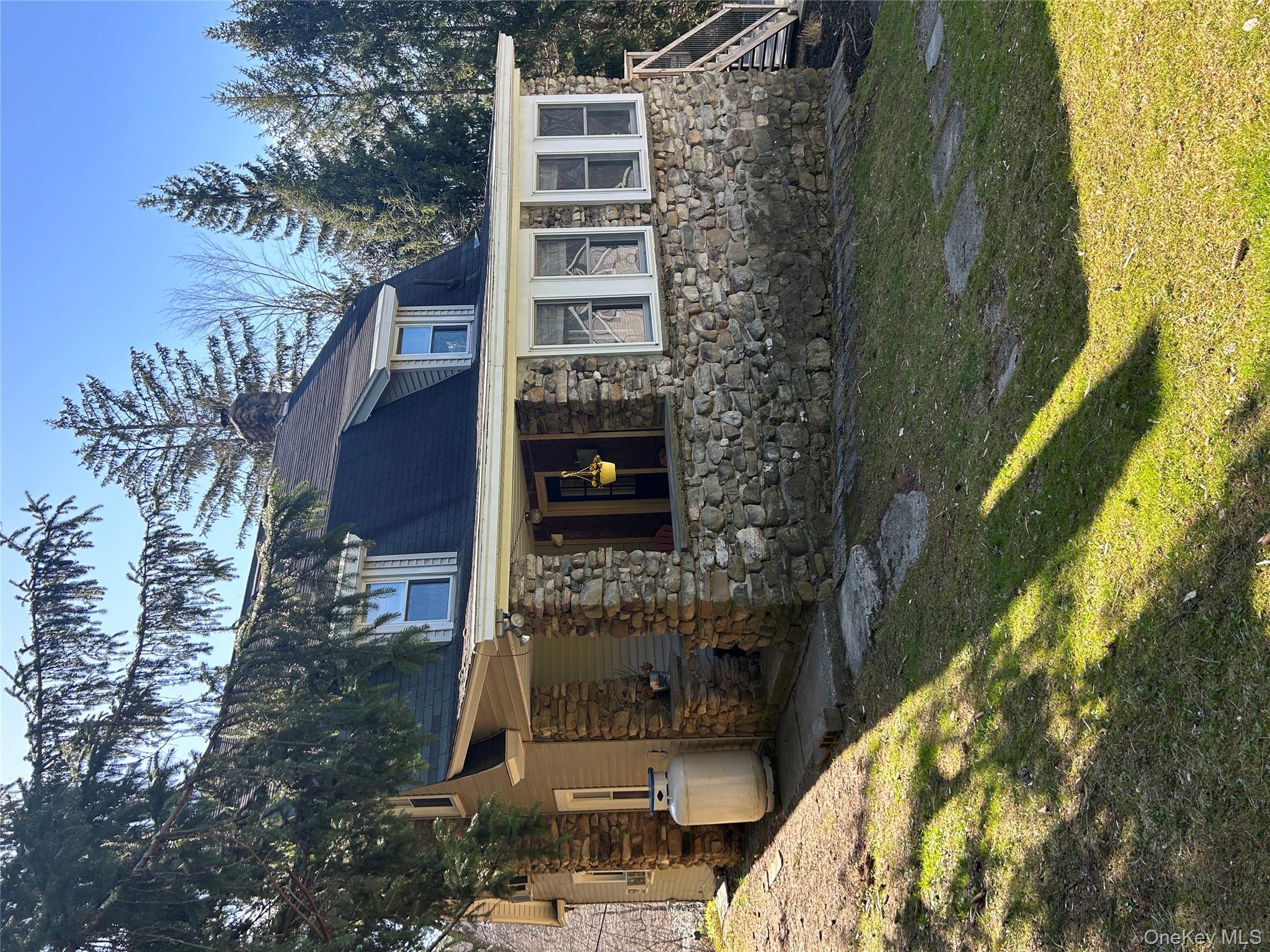 47 Mine Hill Road, Cornwall, NY 12518