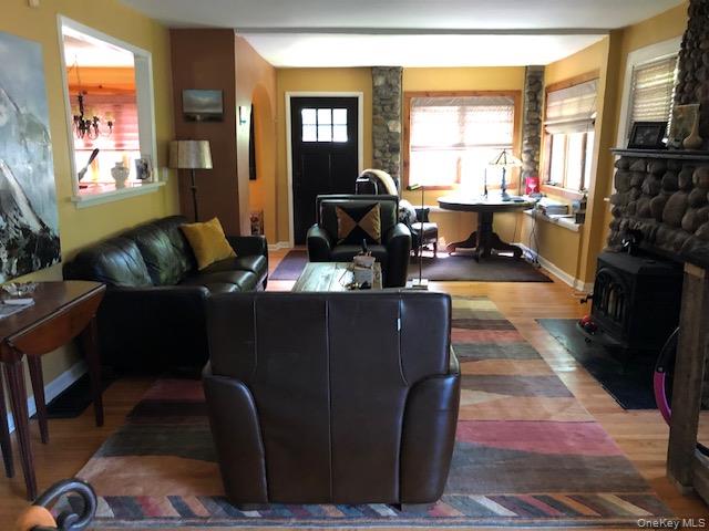 47 Mine Hill Road, Cornwall, NY 12518