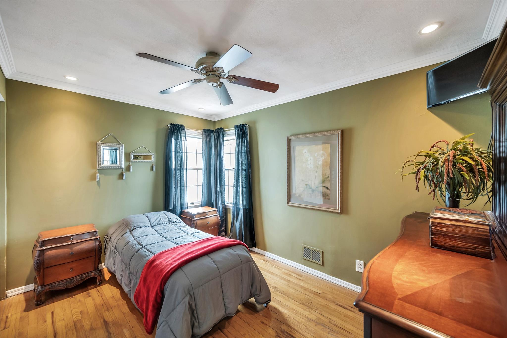 2193 Post Street, East Meadow, NY 11554