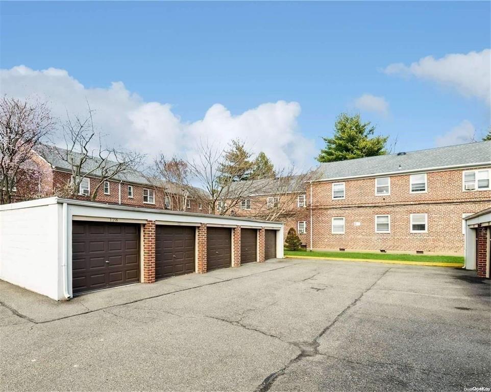 35-14 Clearview Expressway # 354, Bayside, NY 11361