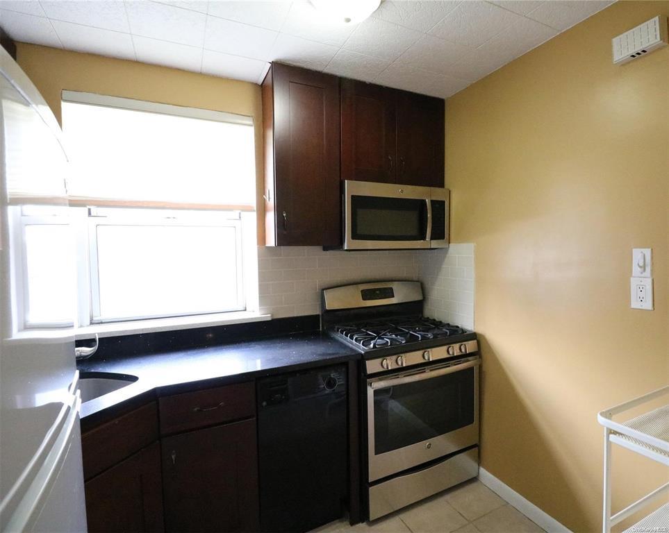 35-14 Clearview Expressway # 354, Bayside, NY 11361