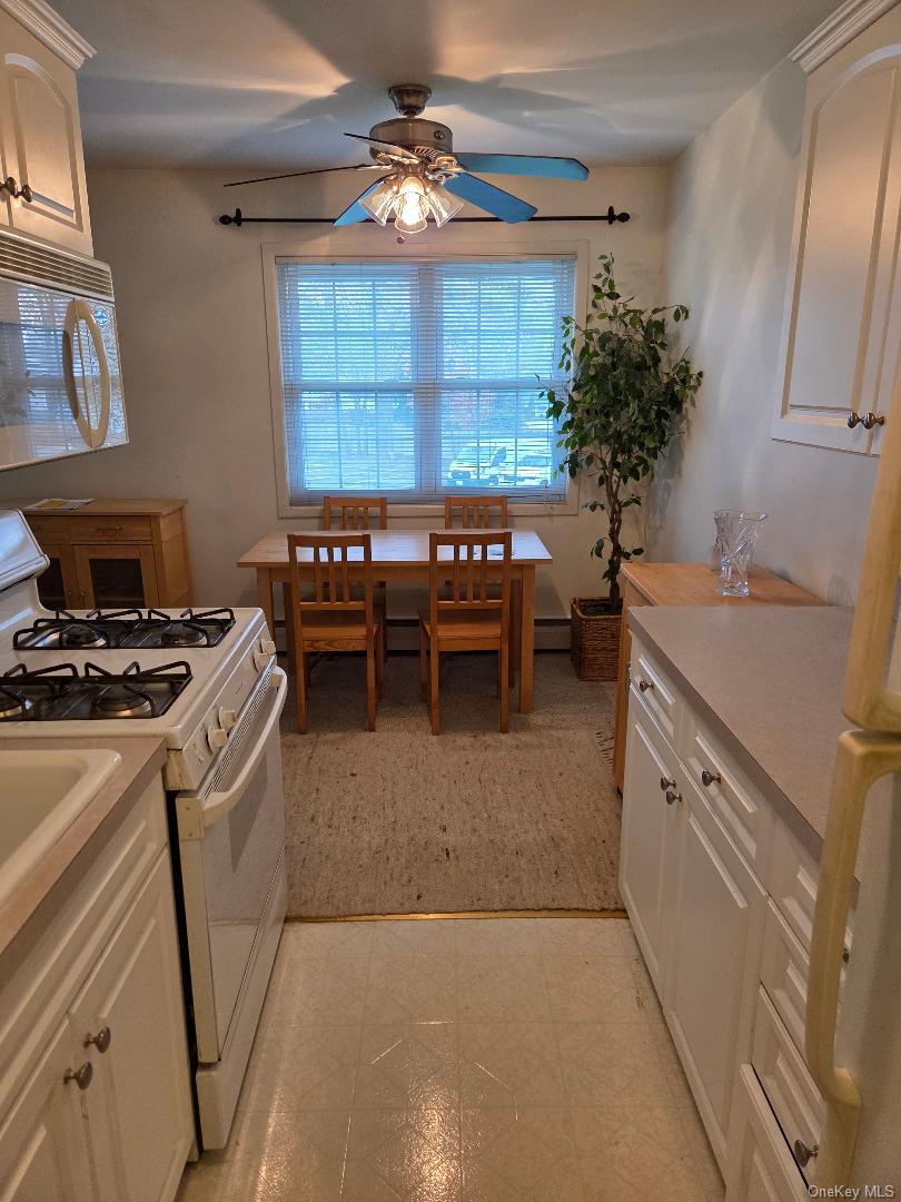 460 Old Town # 6N, Port Jefferson Station, NY 11776